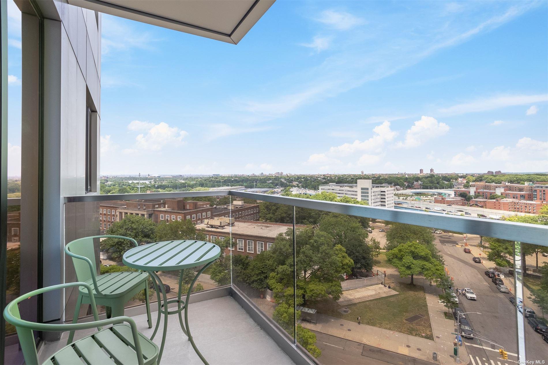 Condo Queens  Queens, NY 11415, MLS-846962-24