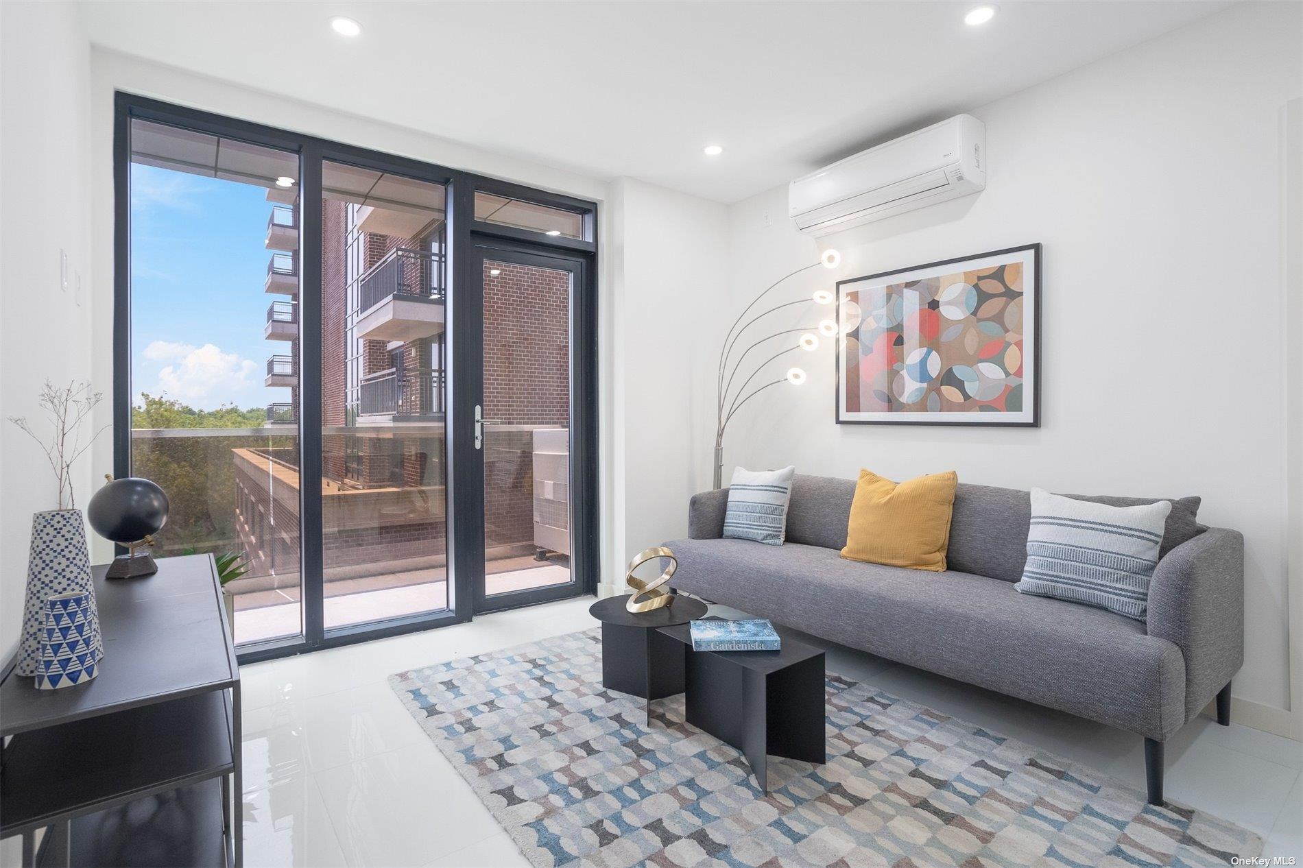 Condo Queens  Queens, NY 11415, MLS-846980-6