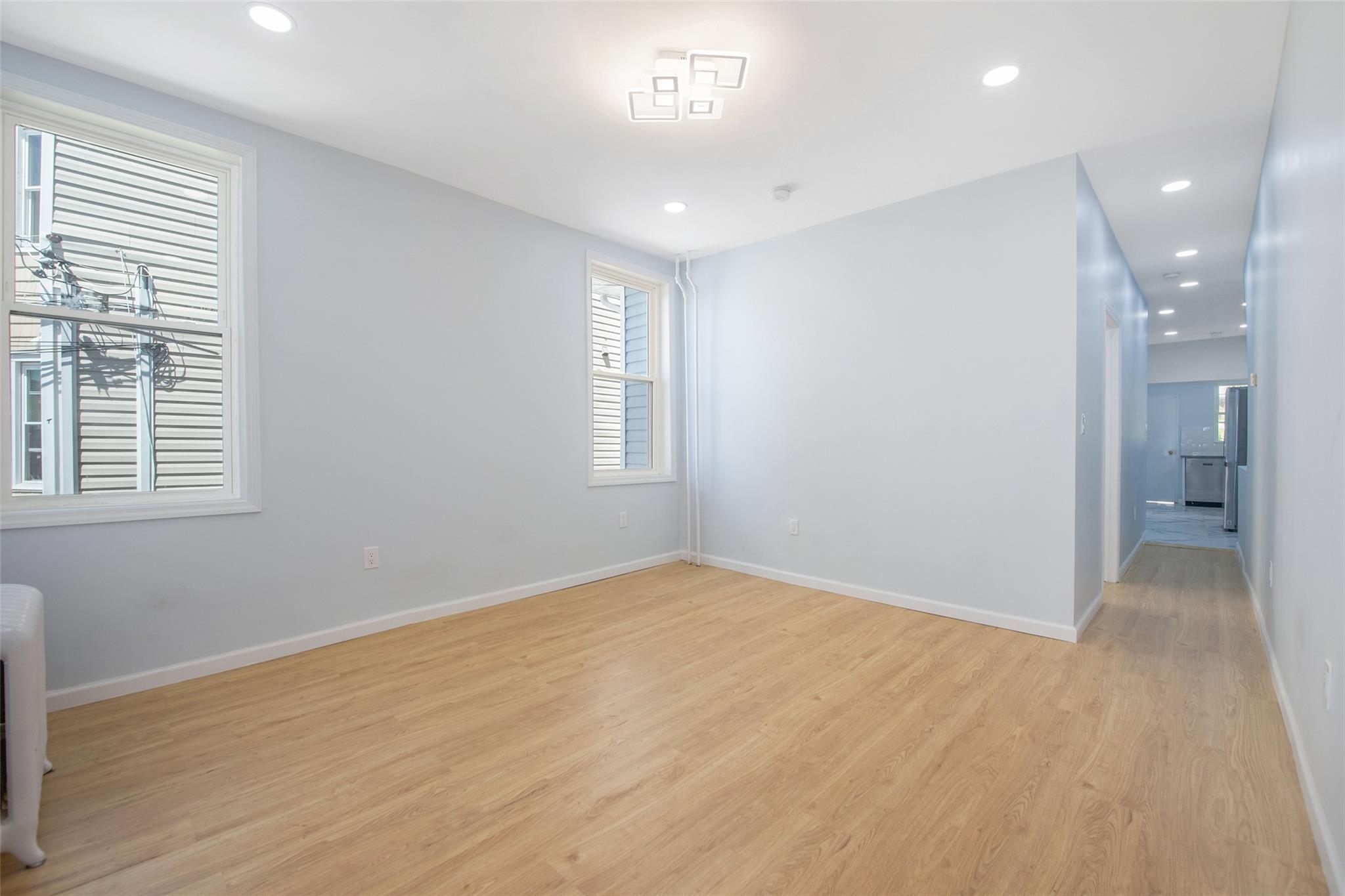 Single Family Van Duzer  Staten Island, NY 10304, MLS-846991-14