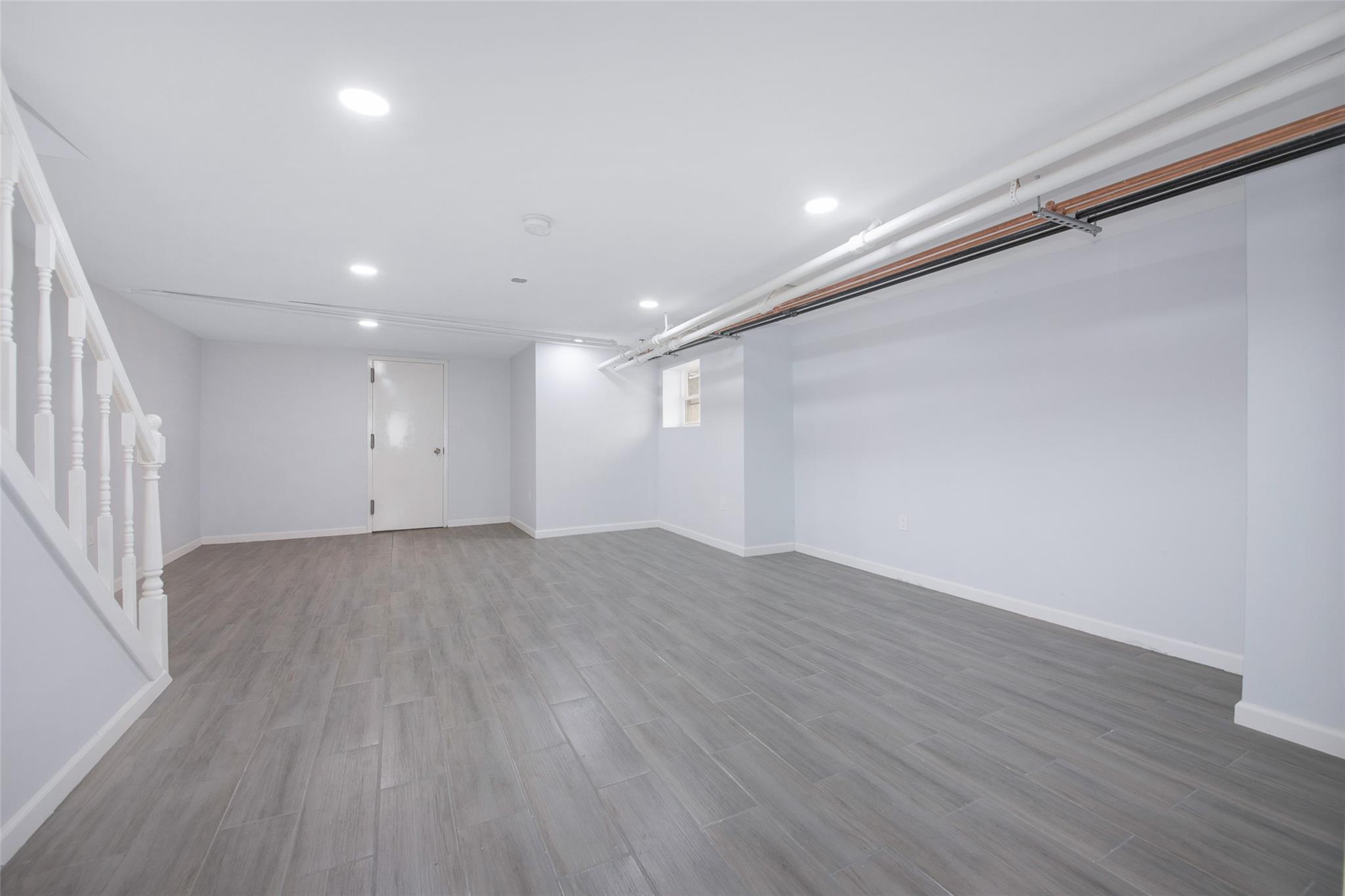 Single Family Van Duzer  Staten Island, NY 10304, MLS-846991-19
