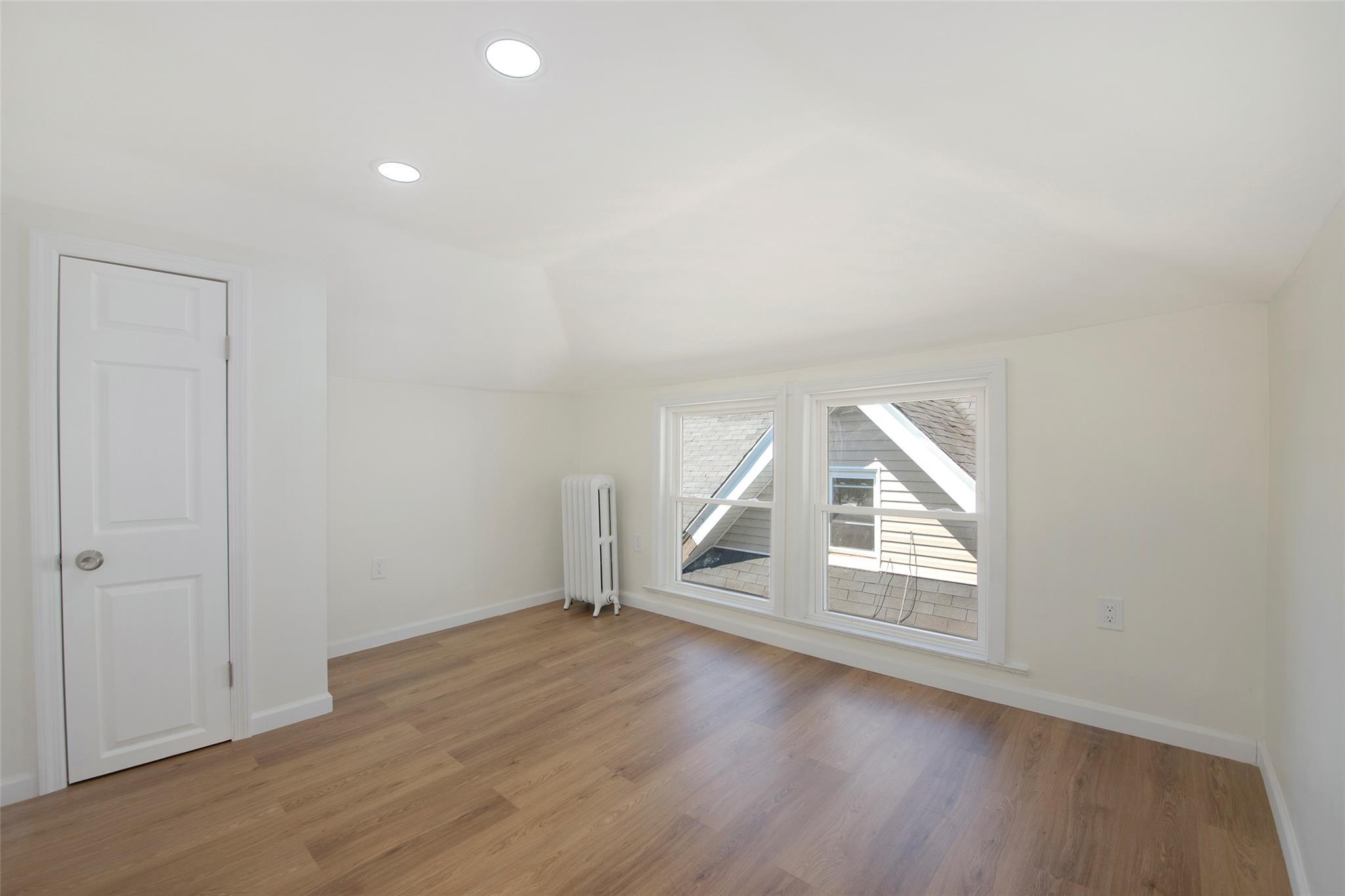 Single Family Van Duzer  Staten Island, NY 10304, MLS-846991-2