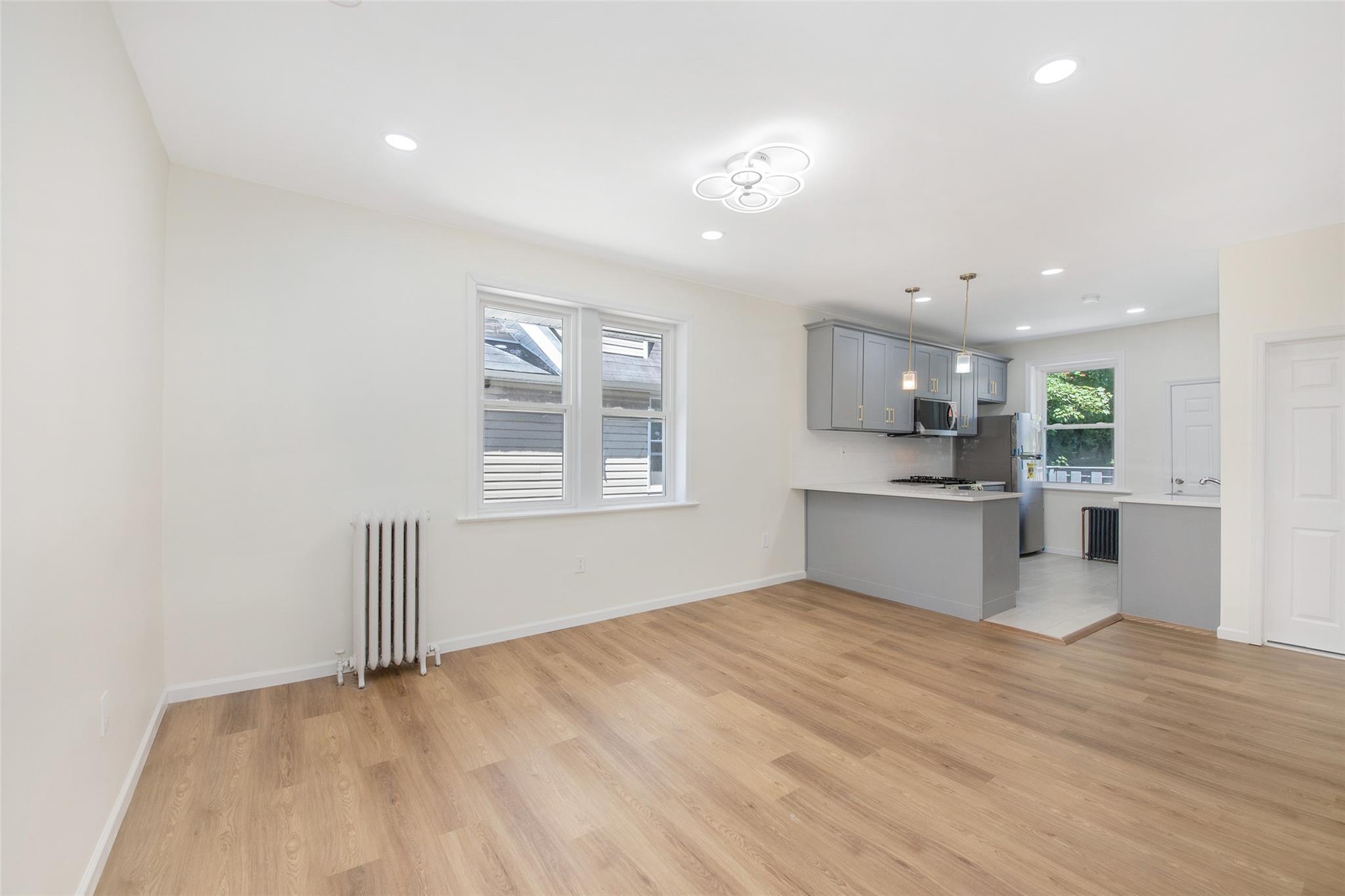 Single Family Van Duzer  Staten Island, NY 10304, MLS-846991-8