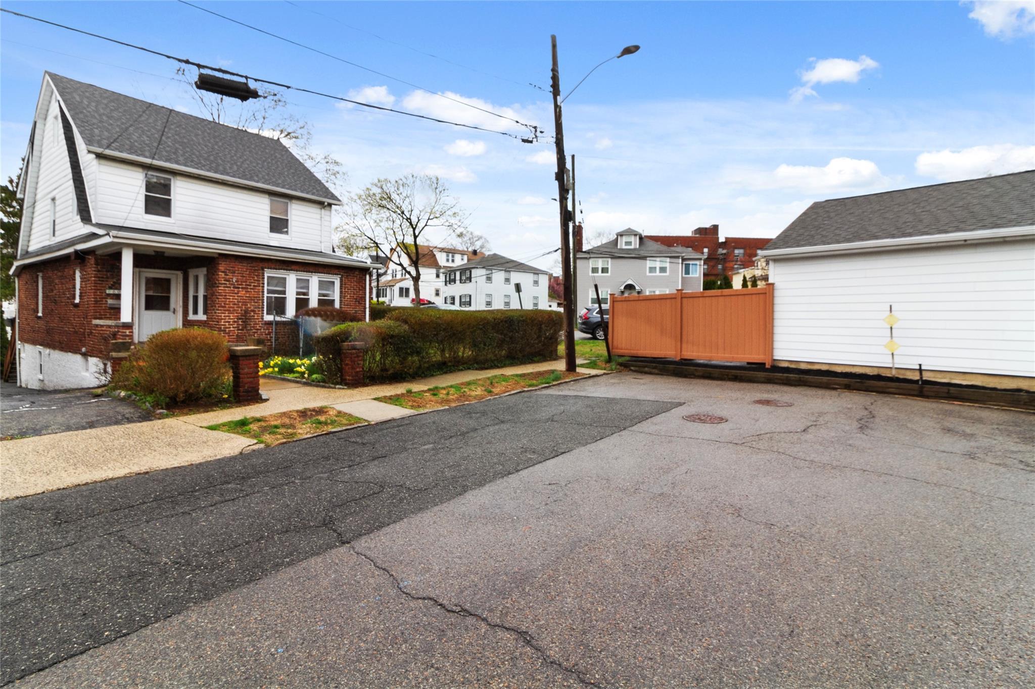 Single Family Boone  Westchester County, NY 10704, MLS-847004-2