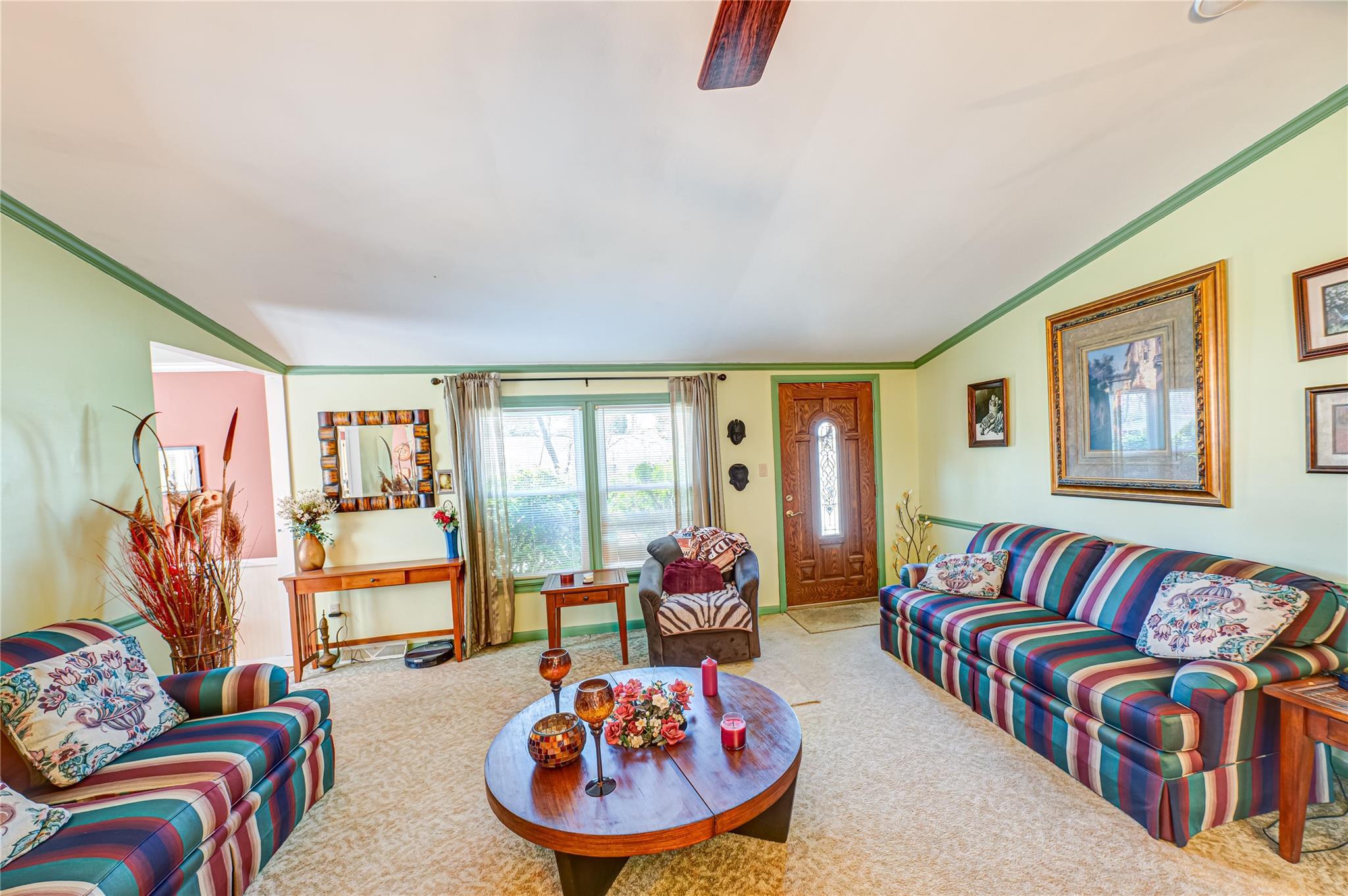 Single Family Middle  Suffolk County, NY 11933, MLS-847031-2