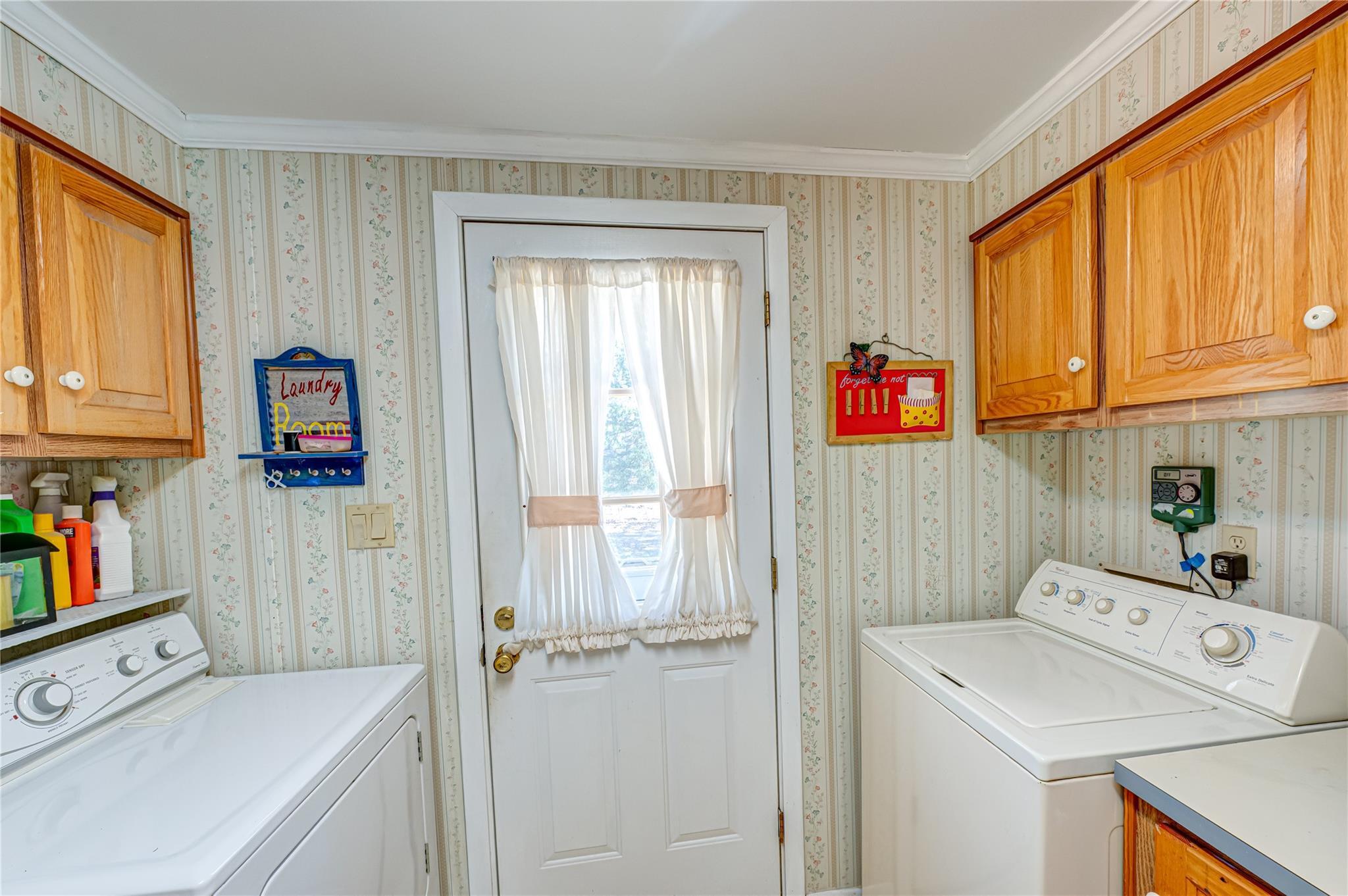 Single Family Middle  Suffolk County, NY 11933, MLS-847031-22