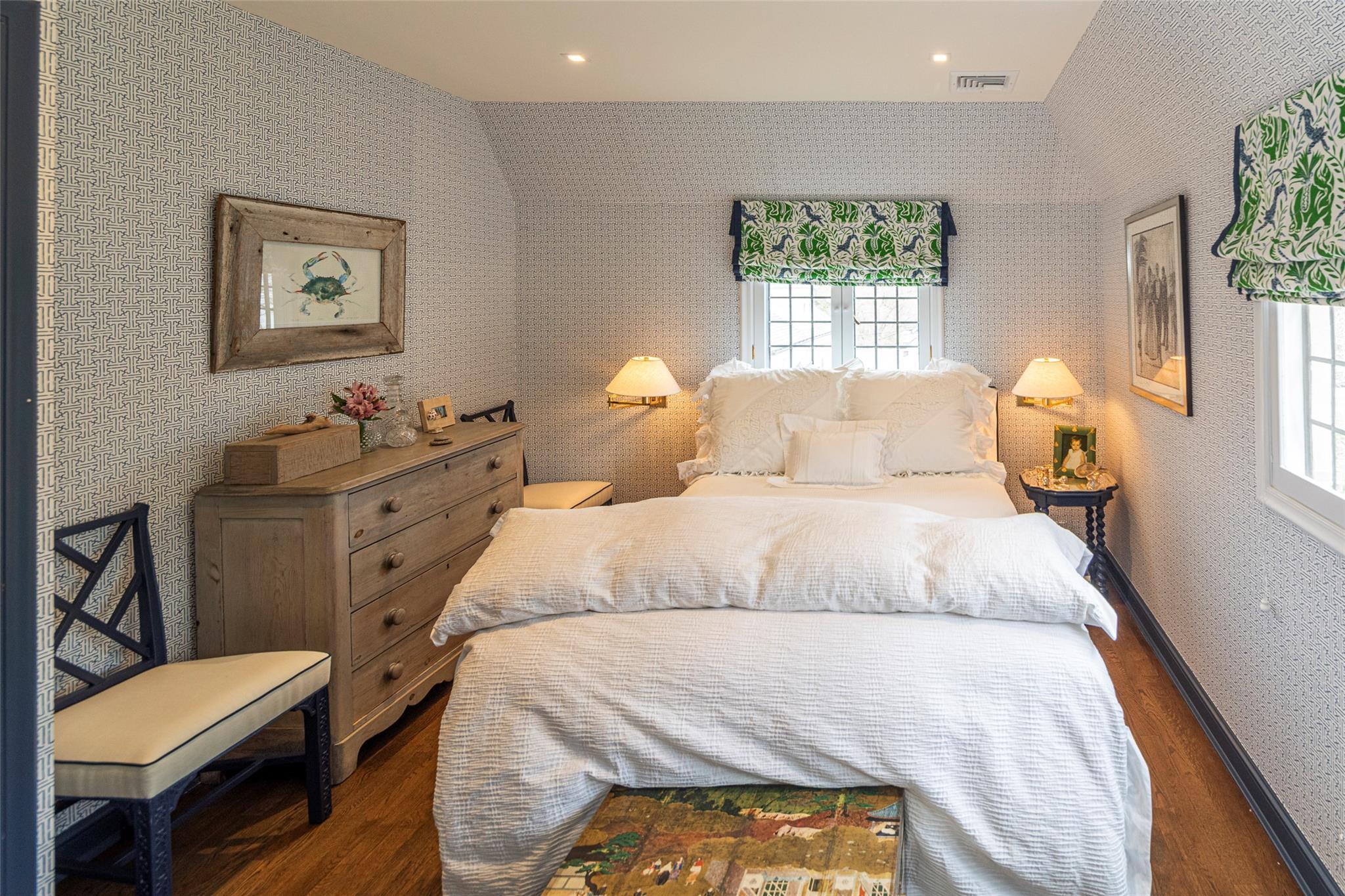 Single Family Studio  Westchester County, NY 10708, MLS-847035-19