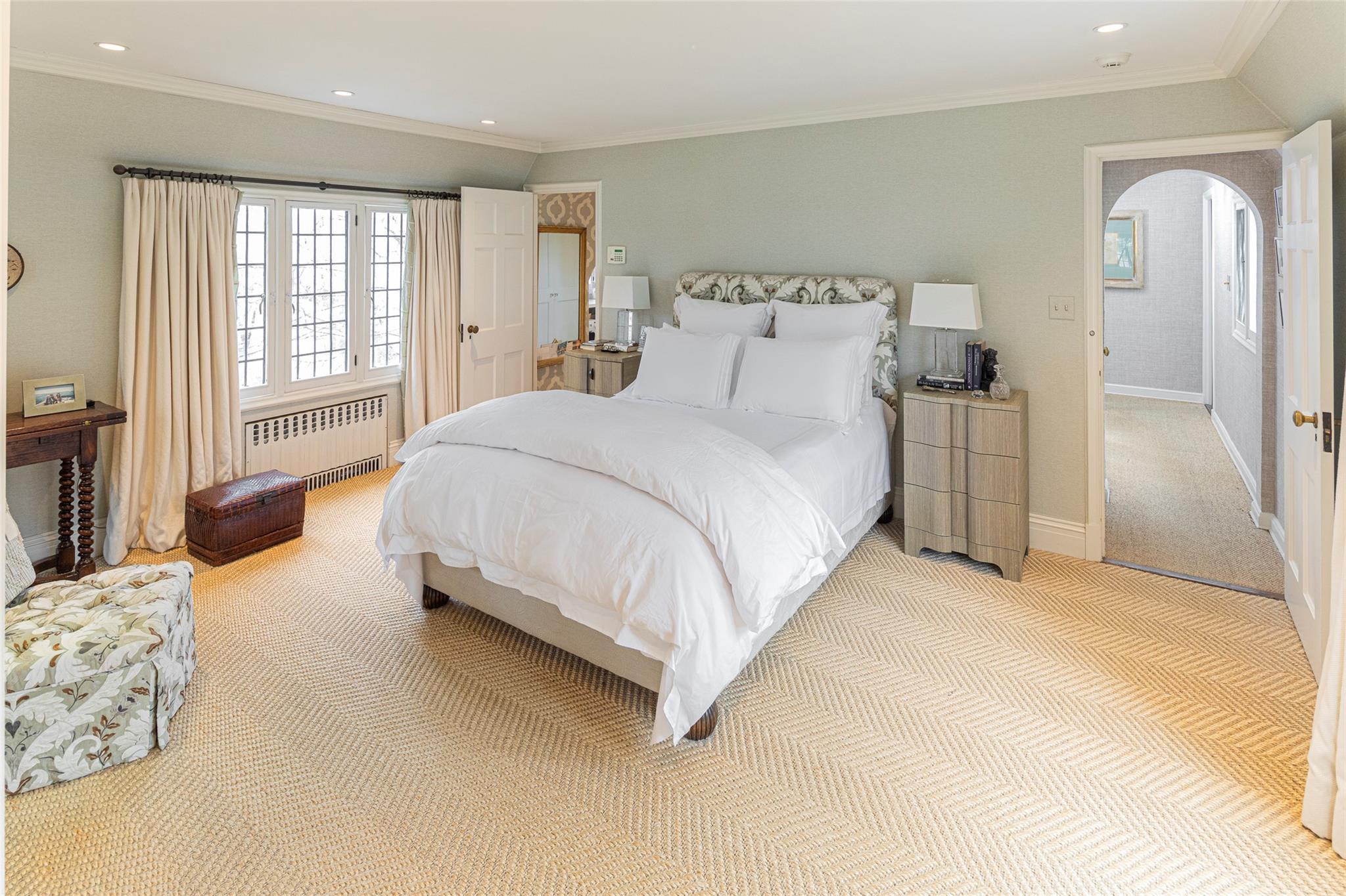 Single Family Studio  Westchester County, NY 10708, MLS-847035-22