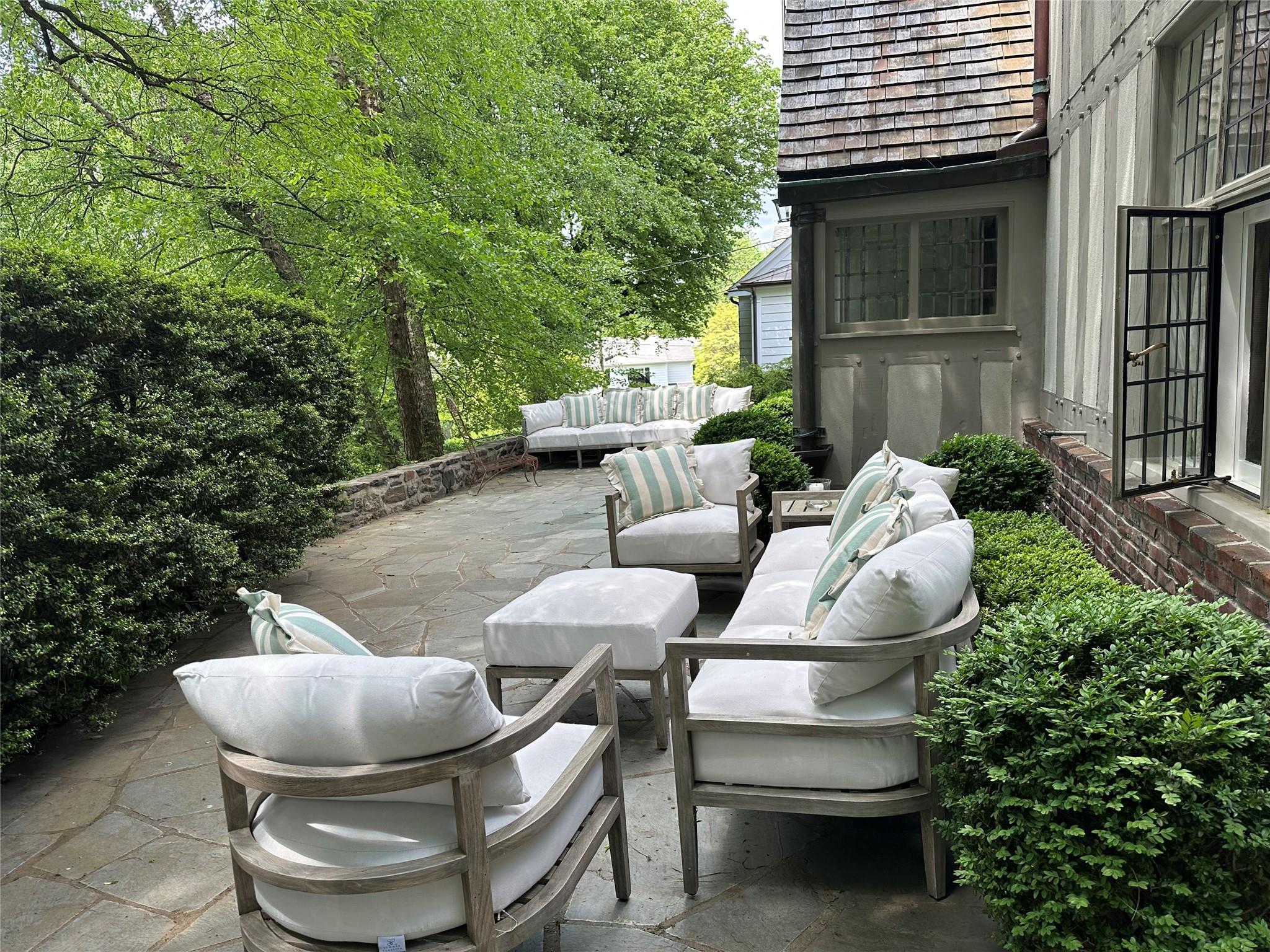 Single Family Studio  Westchester County, NY 10708, MLS-847035-31