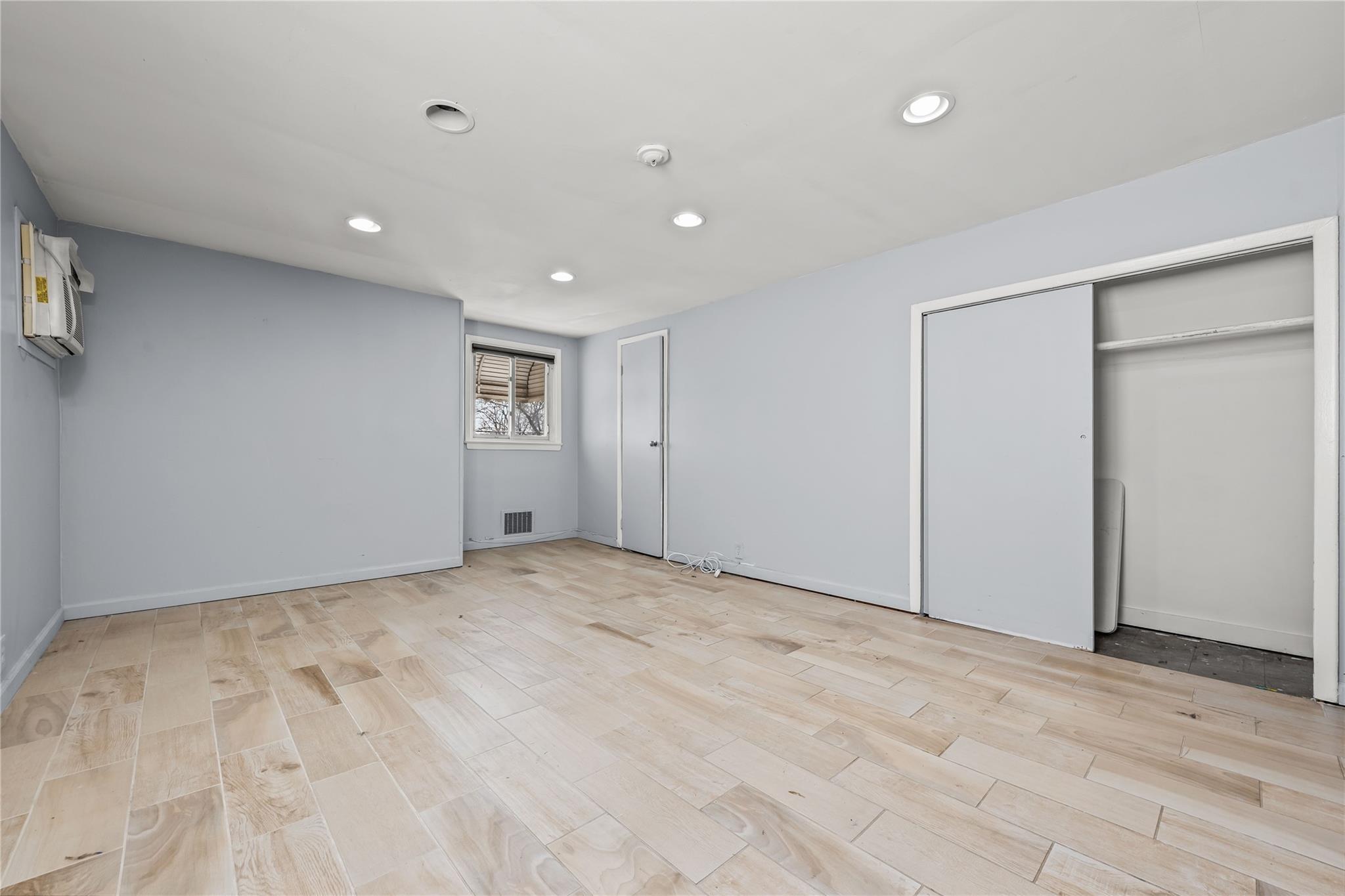 Single Family 154th  Queens, NY 11434, MLS-847036-13