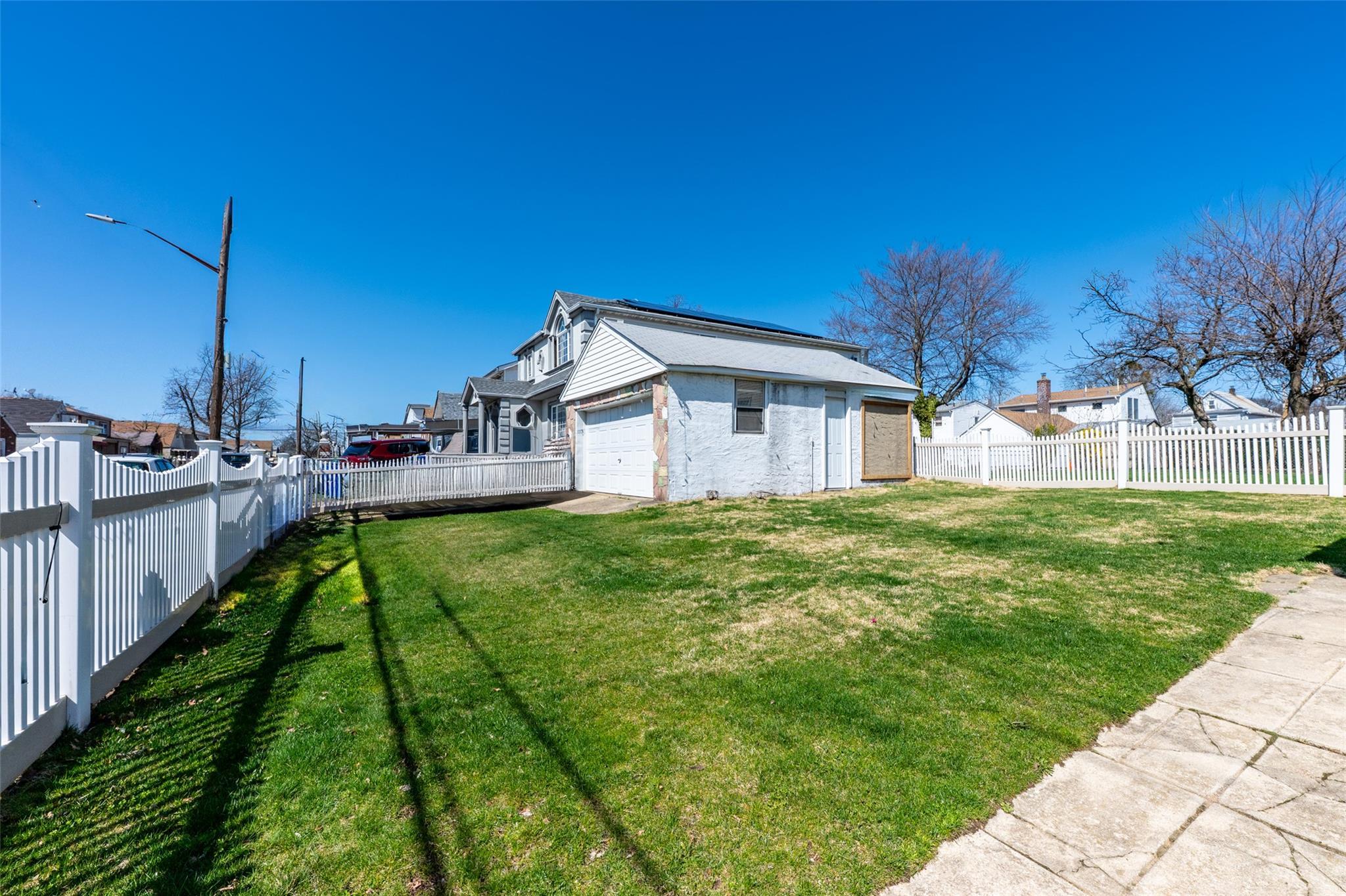 Single Family 154th  Queens, NY 11434, MLS-847036-23