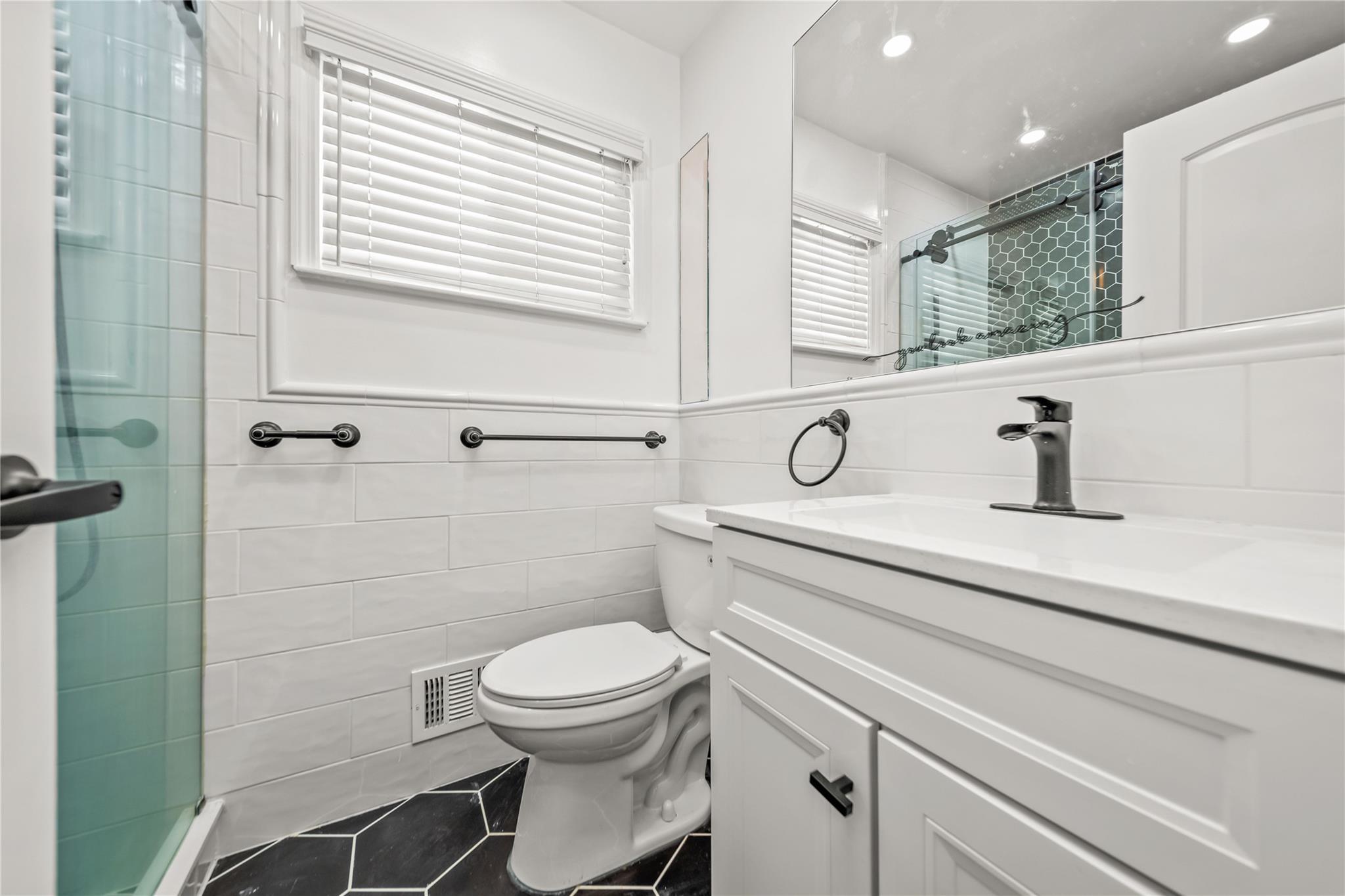 Single Family 154th  Queens, NY 11434, MLS-847036-6