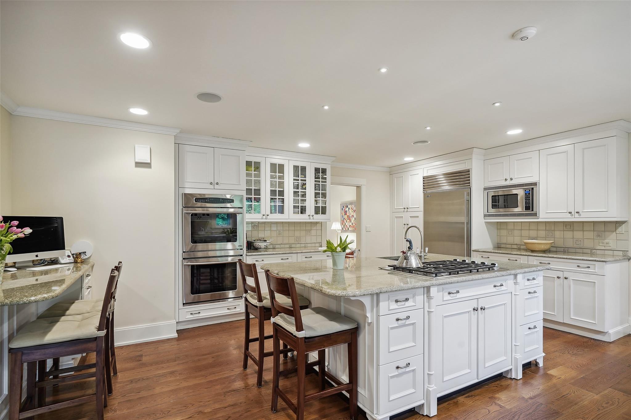 Single Family Eastwoods  Westchester County, NY 10576, MLS-847037-11