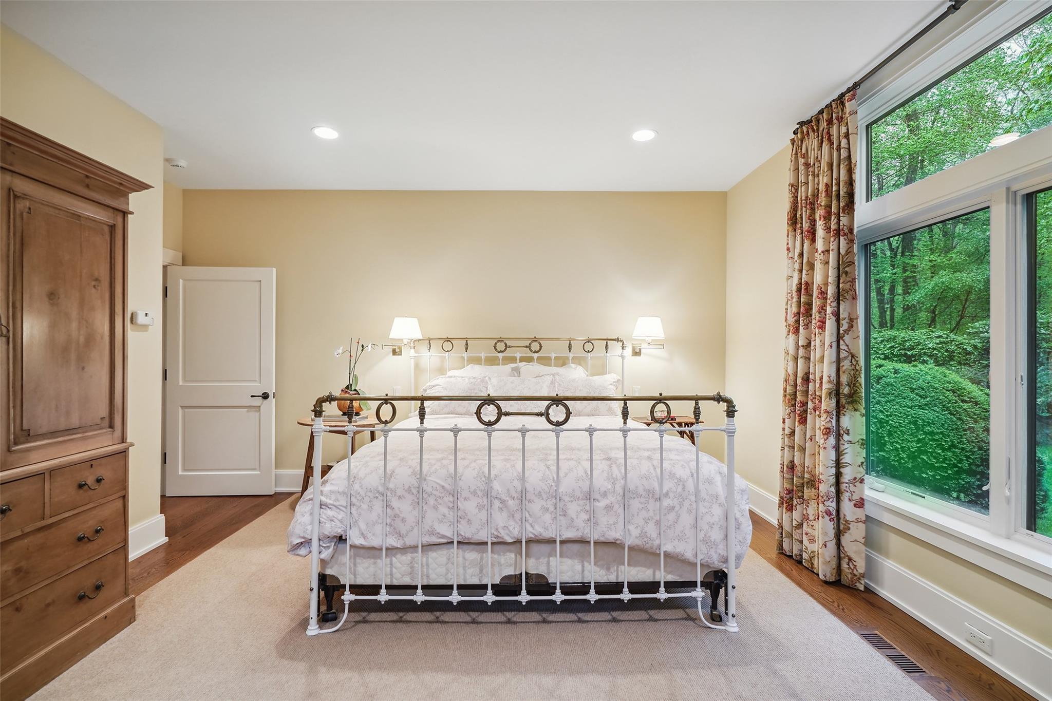 Single Family Eastwoods  Westchester County, NY 10576, MLS-847037-23