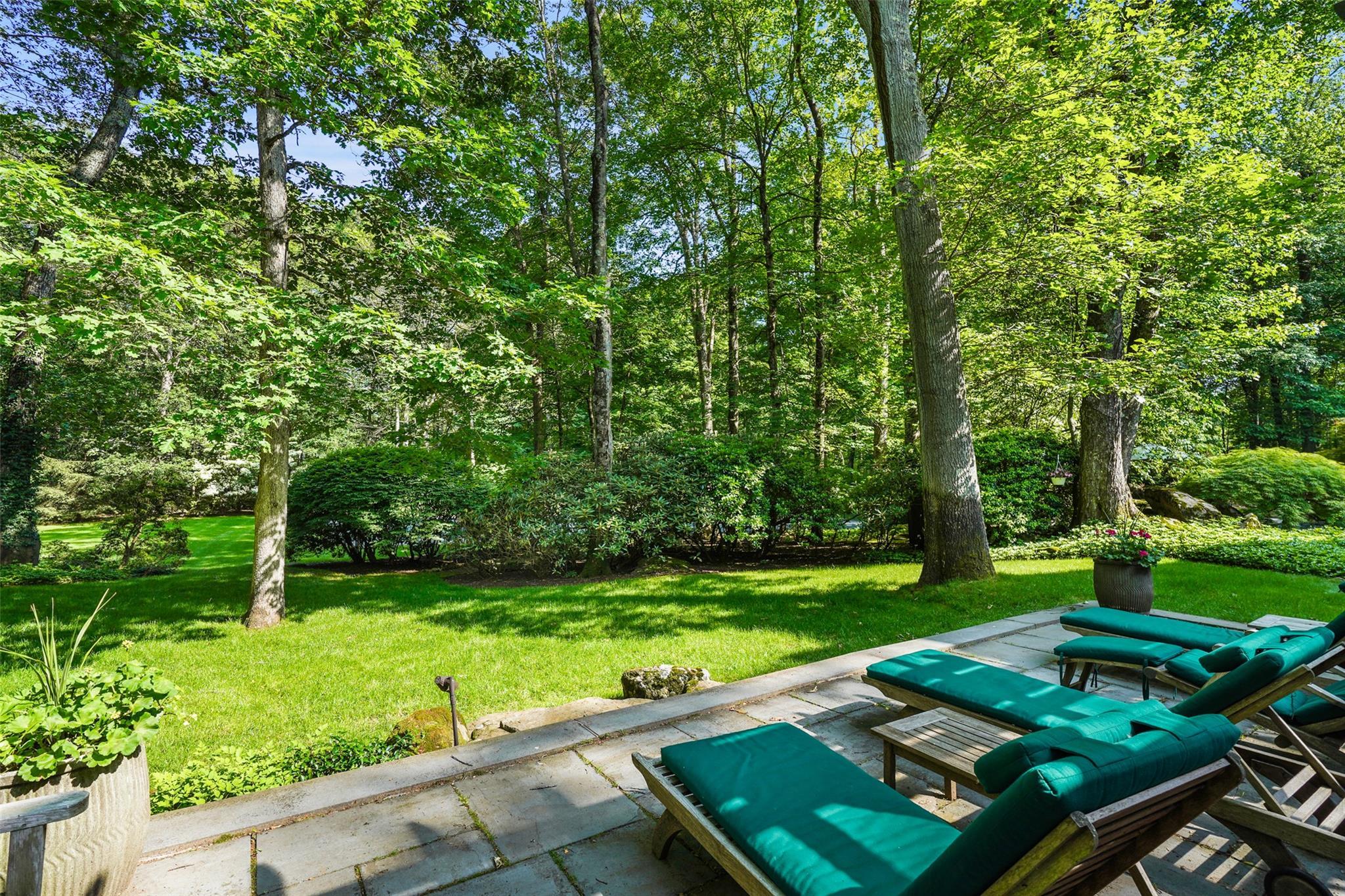 Single Family Eastwoods  Westchester County, NY 10576, MLS-847037-24
