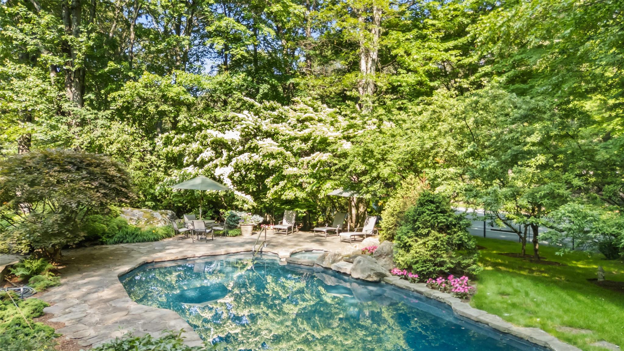Single Family Eastwoods  Westchester County, NY 10576, MLS-847037-27
