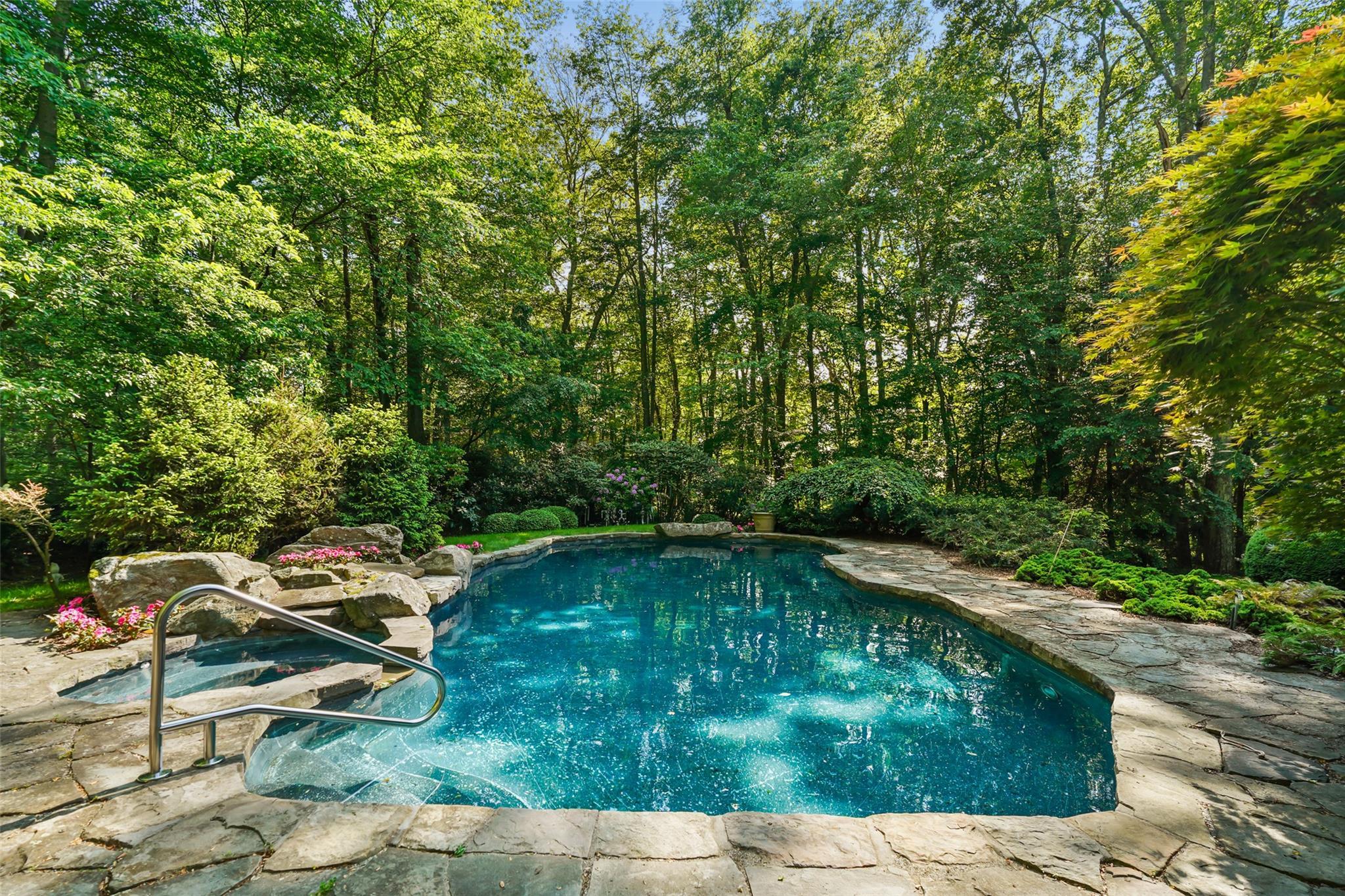 Single Family Eastwoods  Westchester County, NY 10576, MLS-847037-29