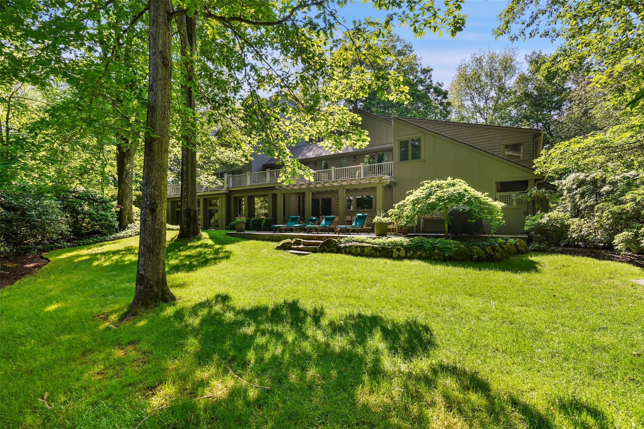 Single Family Eastwoods  Westchester County, NY 10576, MLS-847037-30