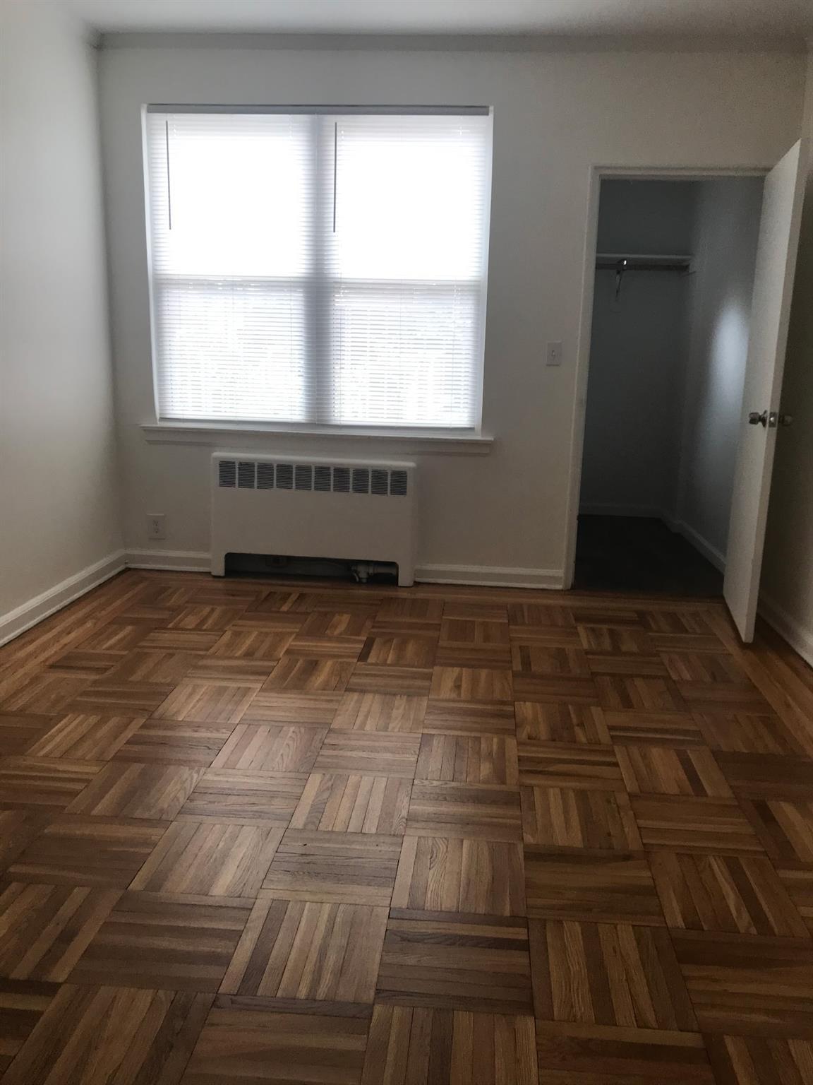 Apartment Neill  Bronx, NY 10462, MLS-847039-5