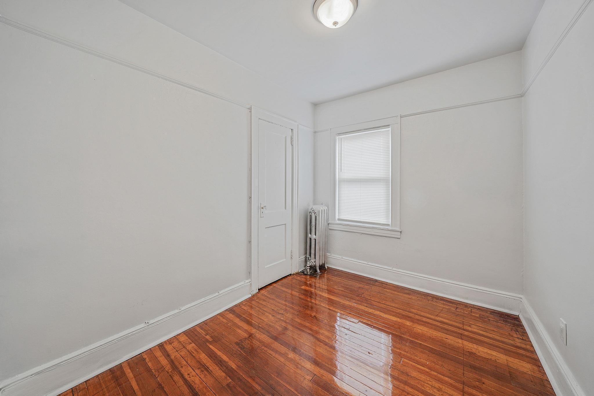 Single Family 132nd  Queens, NY 11413, MLS-847046-16