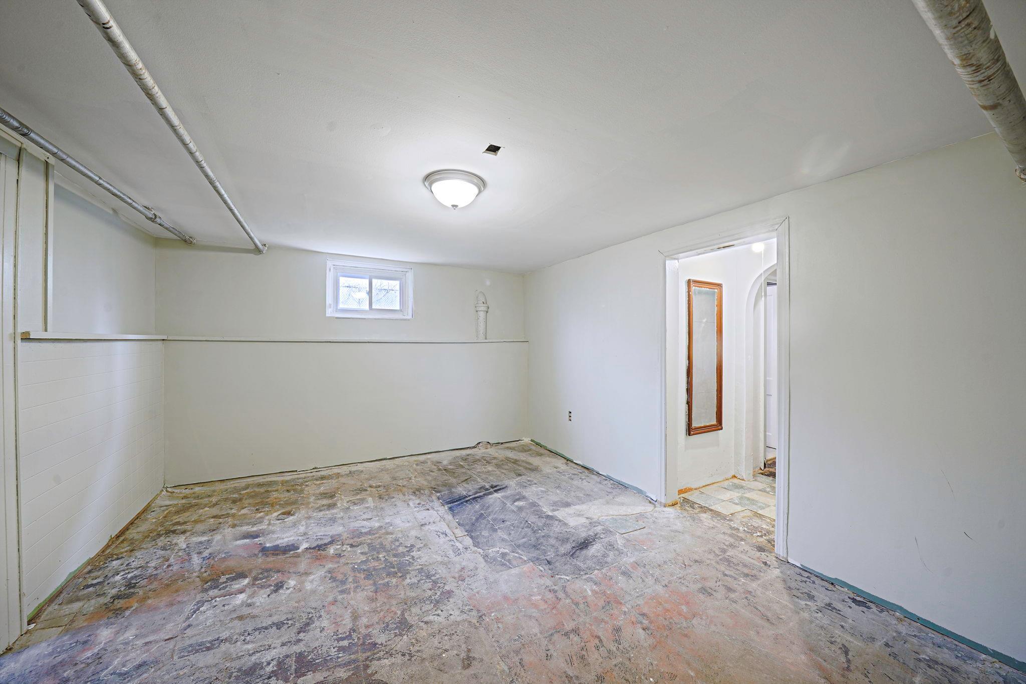 Single Family 132nd  Queens, NY 11413, MLS-847046-24