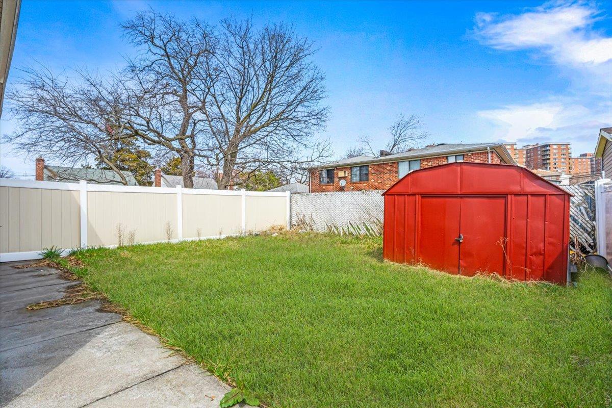 Single Family 160th  Queens, NY 11434, MLS-847078-24