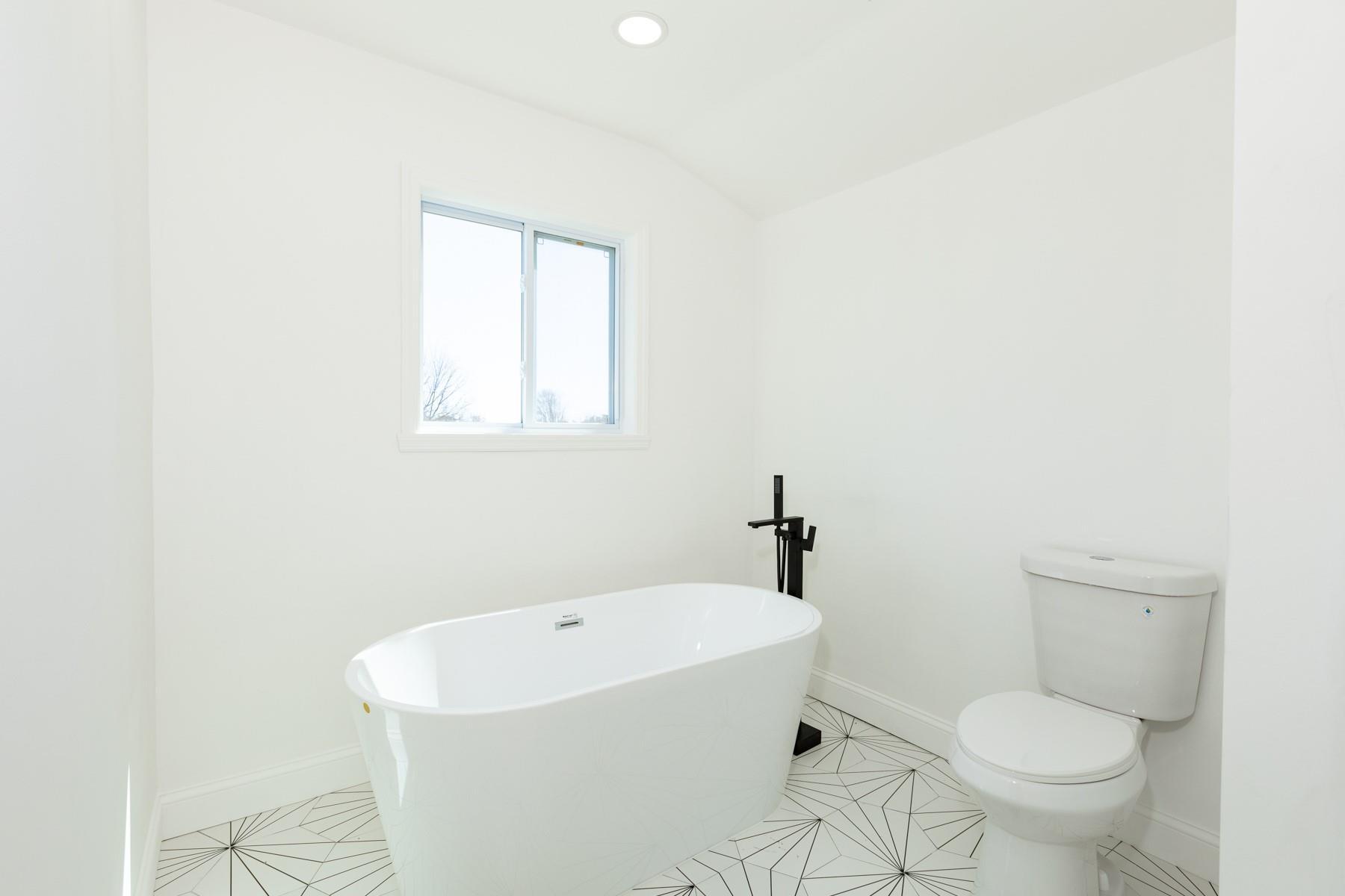 Single Family Melody  Suffolk County, NY 11701, MLS-847094-17