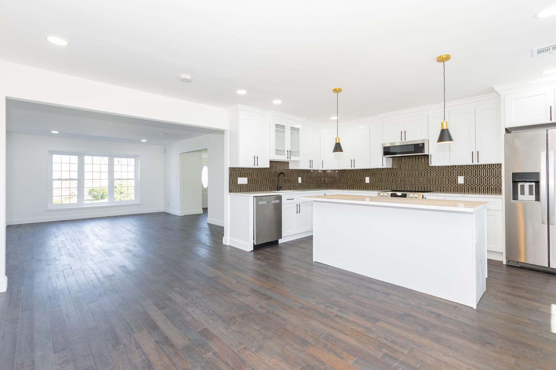 Single Family Melody  Suffolk County, NY 11701, MLS-847094-2