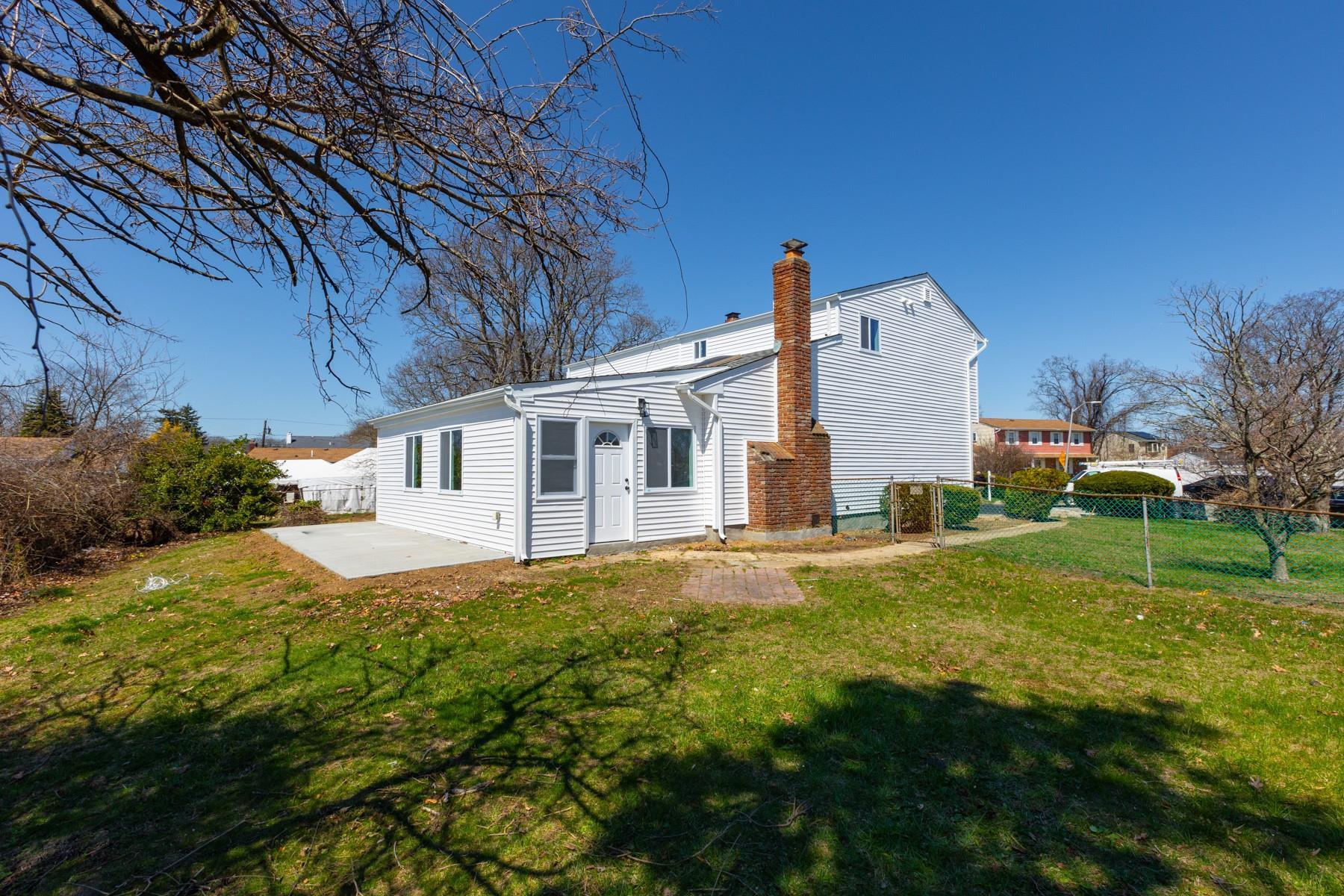 Single Family Melody  Suffolk County, NY 11701, MLS-847094-25