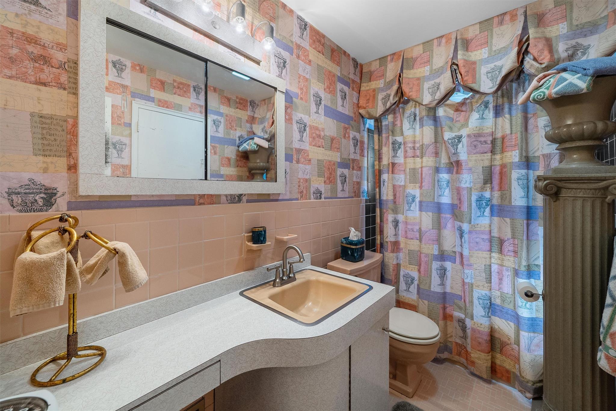Single Family Pinewood  Westchester County, NY 10530, MLS-847117-22