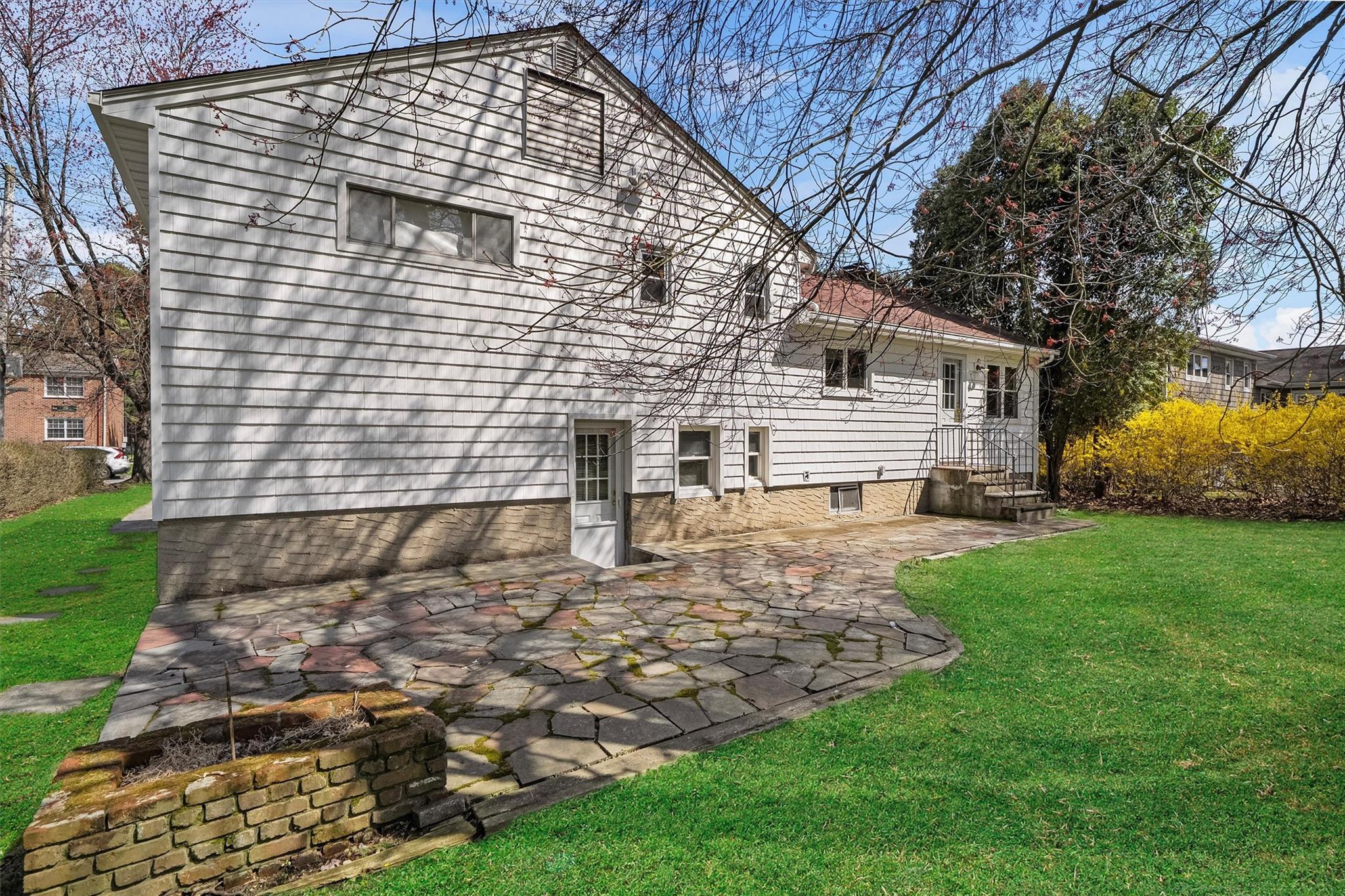 Single Family Pinewood  Westchester County, NY 10530, MLS-847117-33