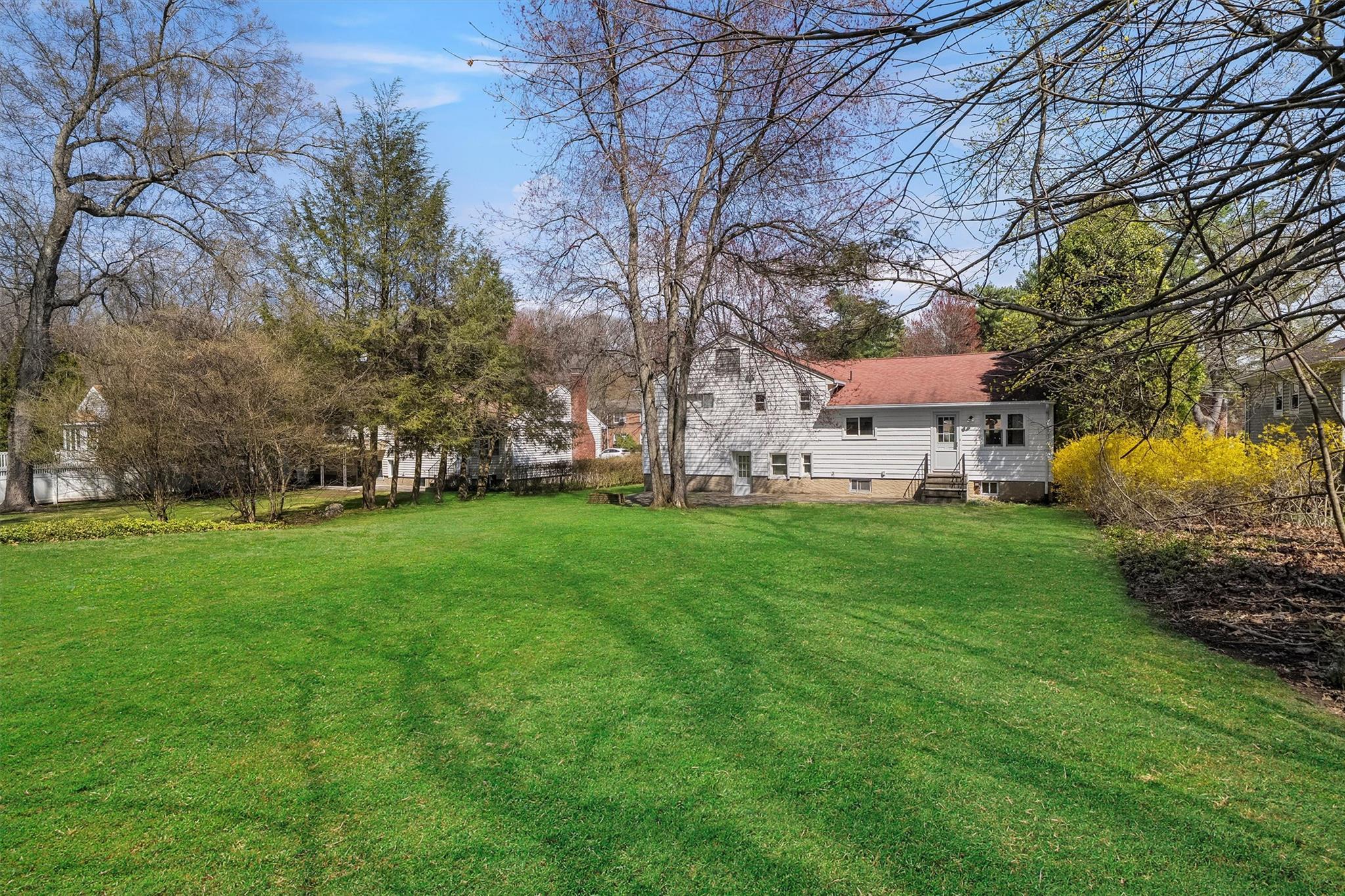 Single Family Pinewood  Westchester County, NY 10530, MLS-847117-35