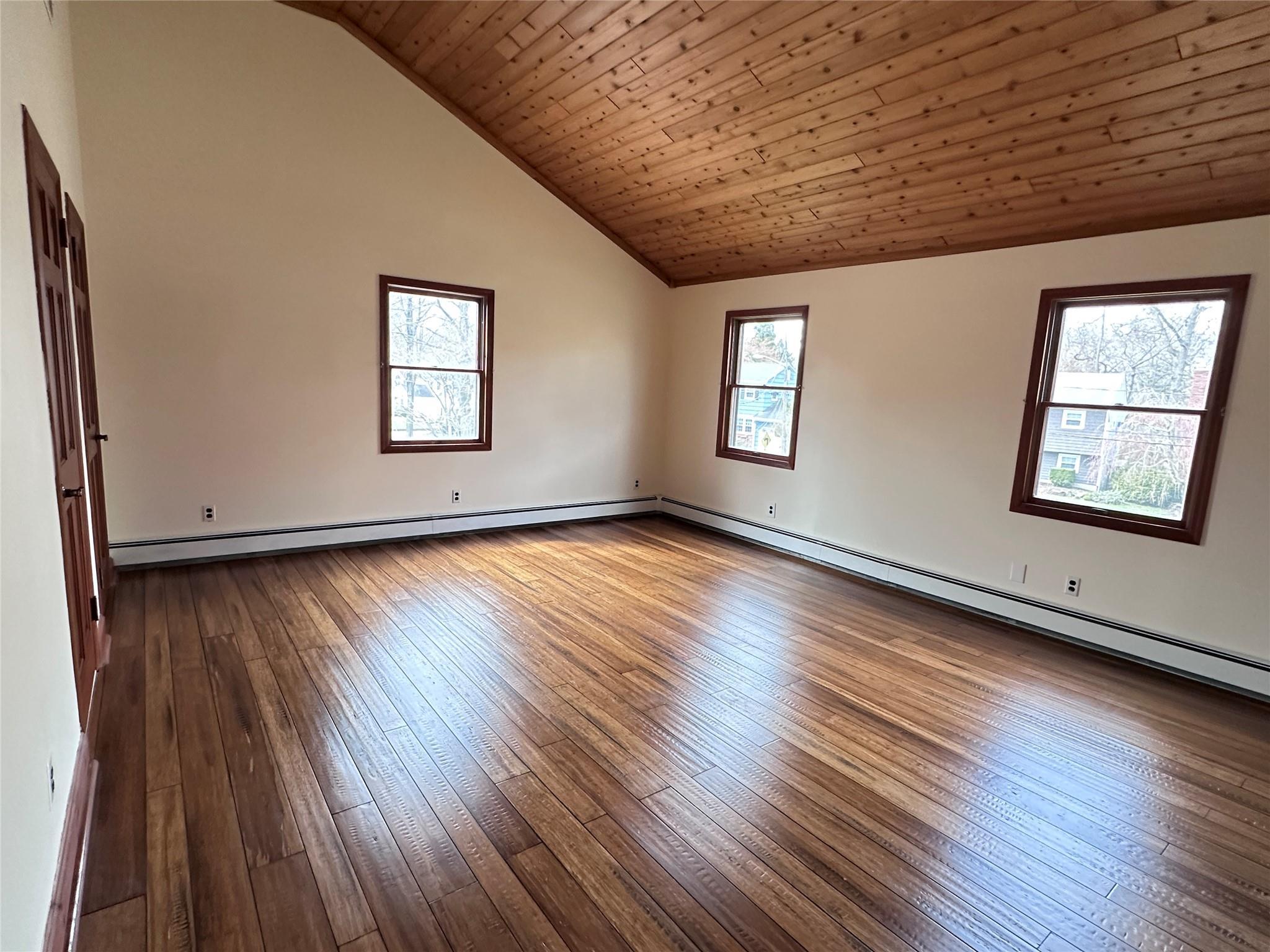 Single Family Crestwood  Suffolk County, NY 11746, MLS-847127-16