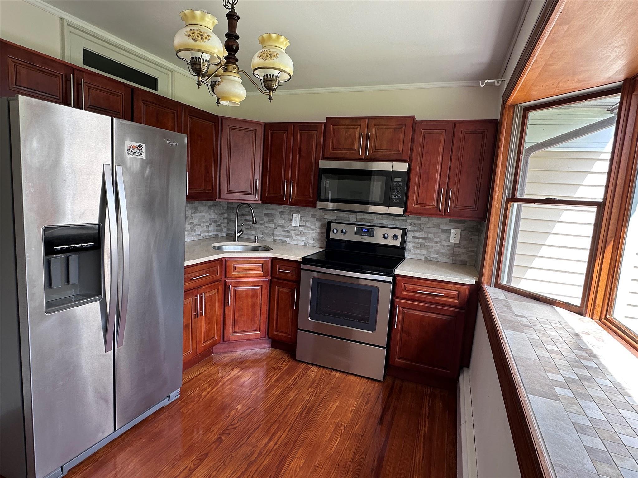Single Family Crestwood  Suffolk County, NY 11746, MLS-847127-24