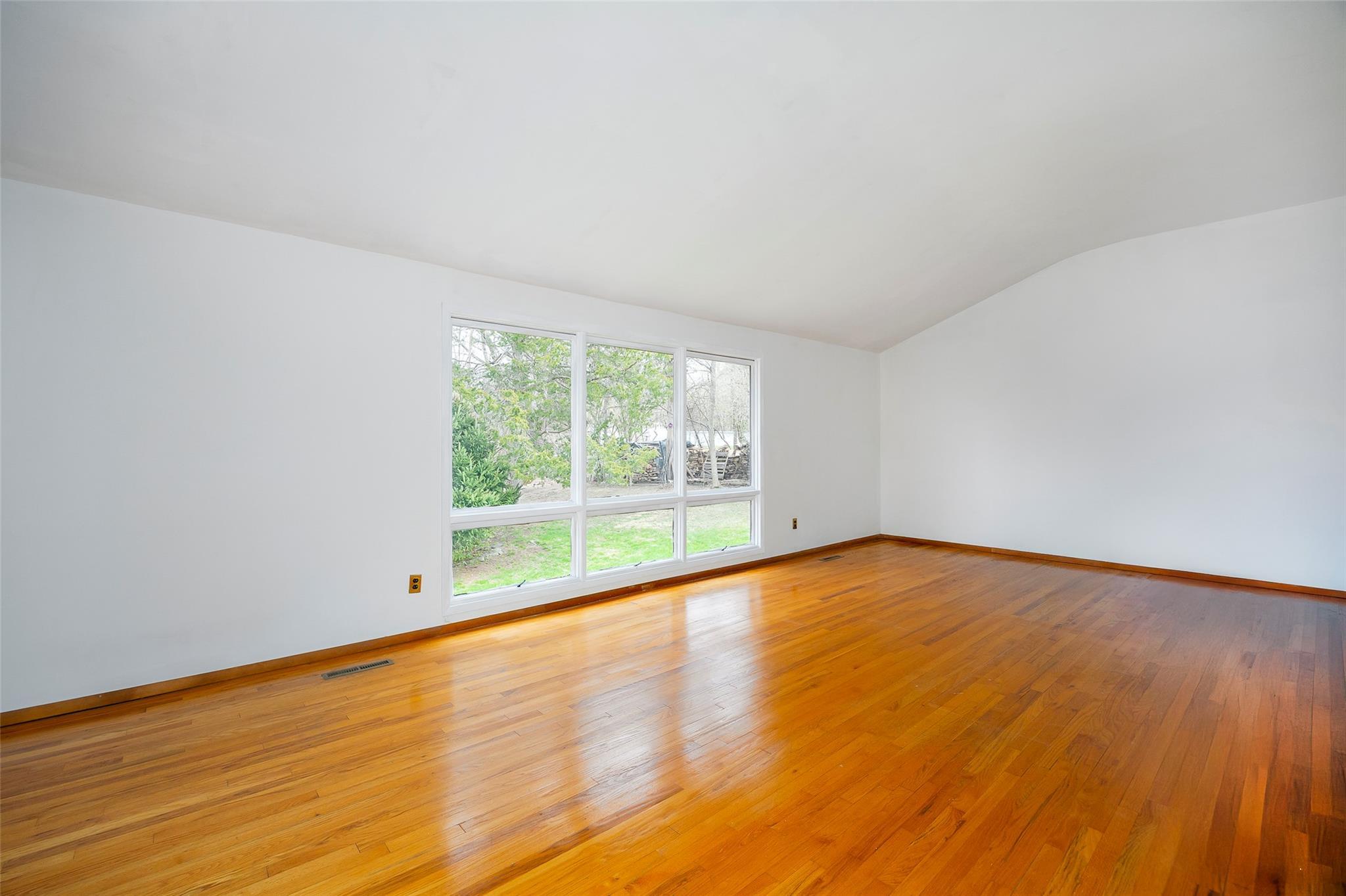 Single Family Scott  Dutchess County, NY 12601, MLS-847146-16