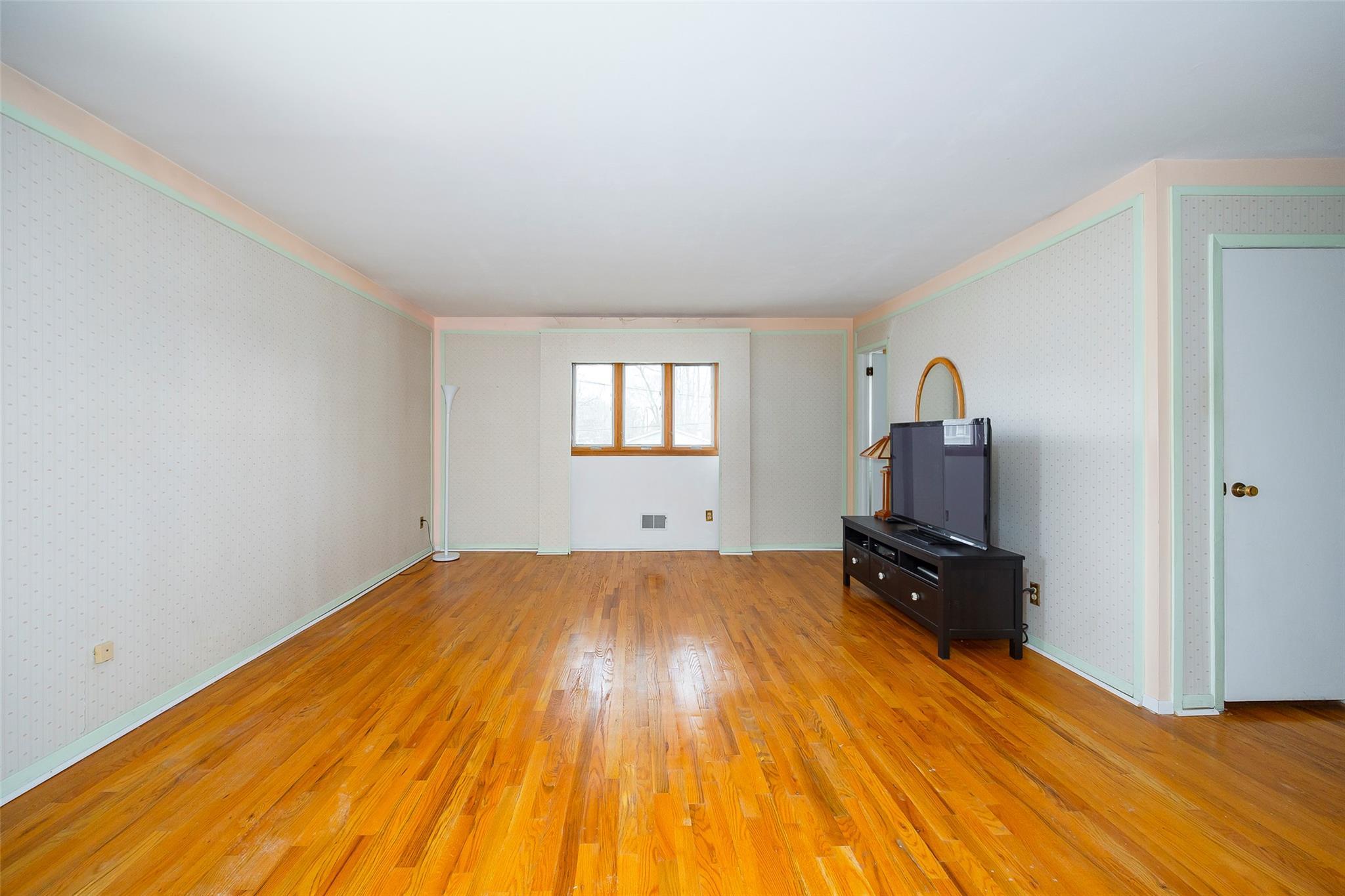 Single Family Scott  Dutchess County, NY 12601, MLS-847146-28