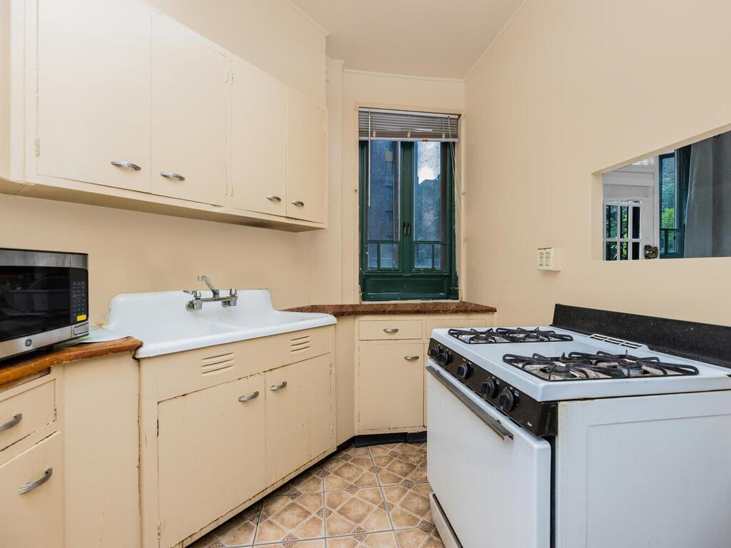 Condo Metropolitan  Bronx, NY 10462, MLS-847151-8