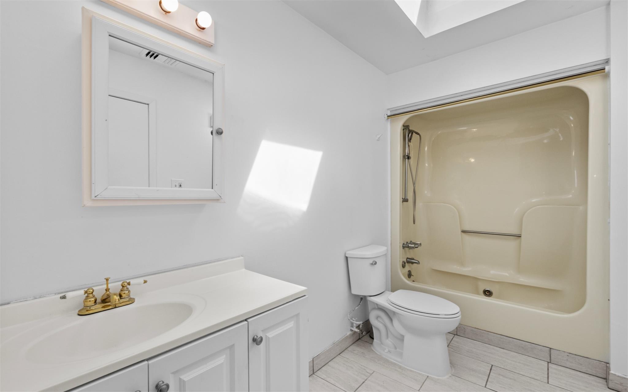 Single Family Keith  Suffolk County, NY 11795, MLS-847153-32