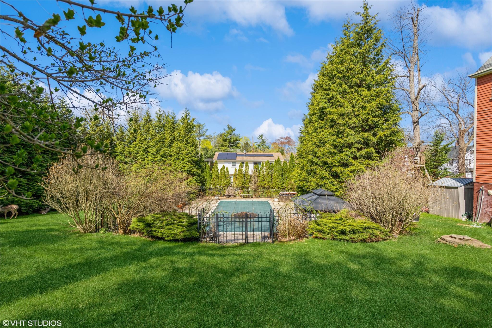 Single Family Vermont  Rockland County, NY 10920, MLS-847156-24