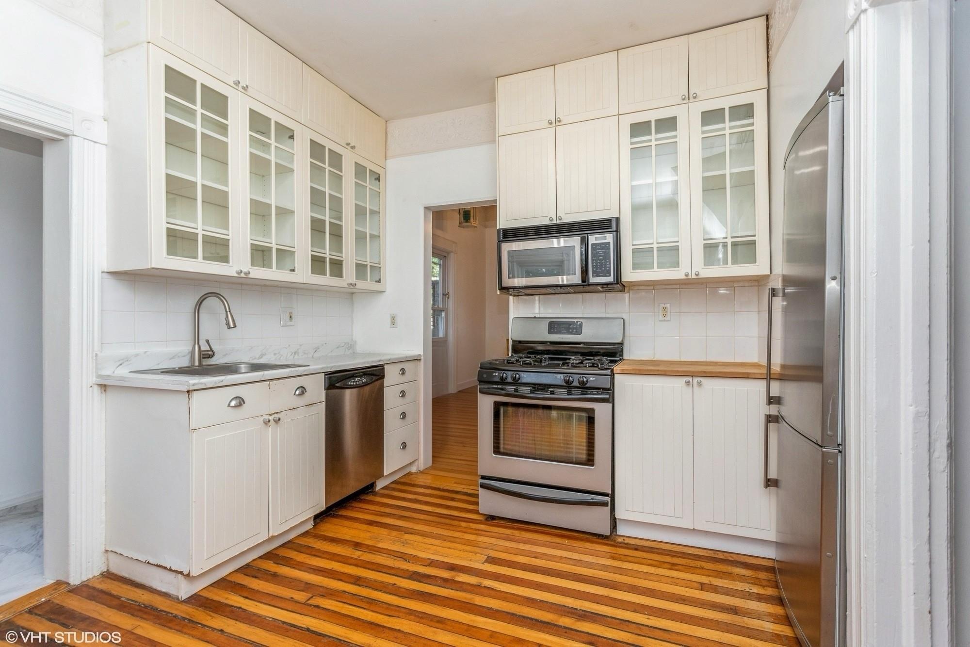 Single Family Vermont  Rockland County, NY 10920, MLS-847156-9