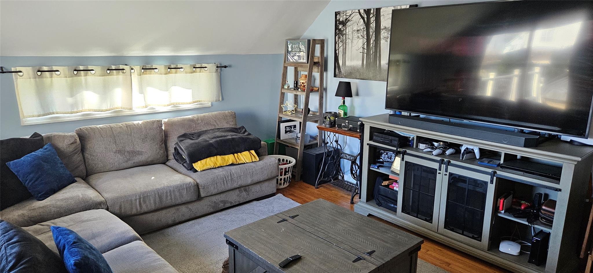 Single Family Bedford  Orange County, NY 10940, MLS-847158-10