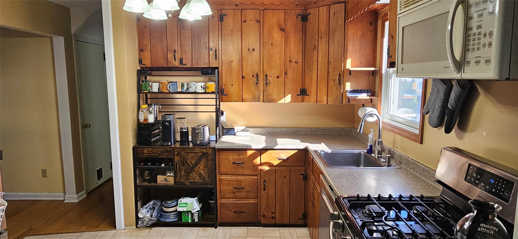 Single Family Bedford  Orange County, NY 10940, MLS-847158-4