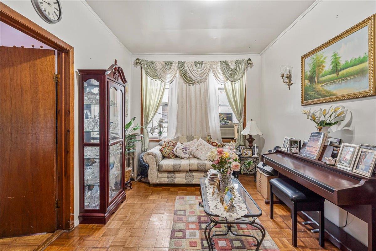 Single Family Hegeman  Brooklyn, NY 11207, MLS-847202-18