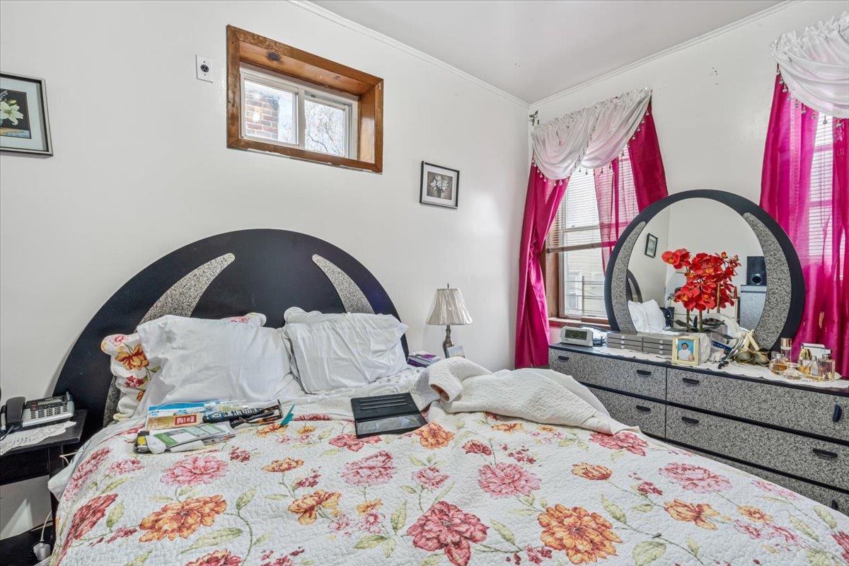 Single Family Hegeman  Brooklyn, NY 11207, MLS-847202-19