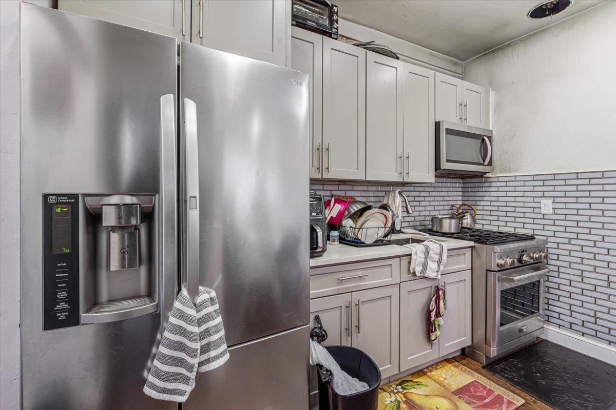 Single Family Hegeman  Brooklyn, NY 11207, MLS-847202-5