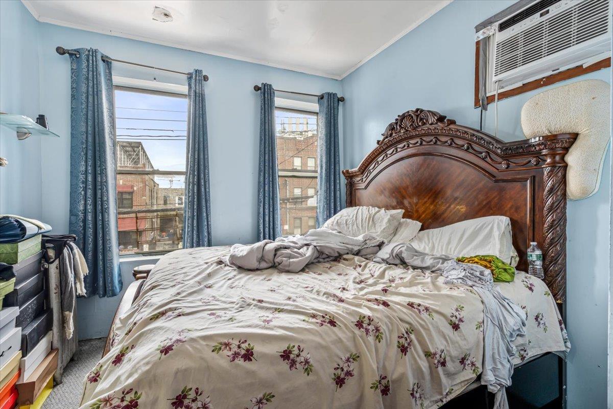 Single Family Hegeman  Brooklyn, NY 11207, MLS-847202-8