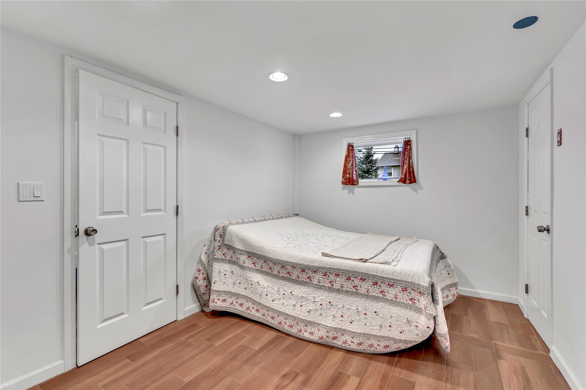 Single Family 2nd  Nassau County, NY 11520, MLS-847203-22