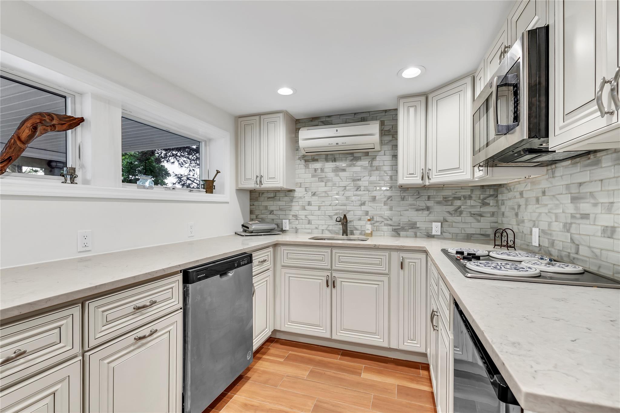 Single Family 2nd  Nassau County, NY 11520, MLS-847203-28