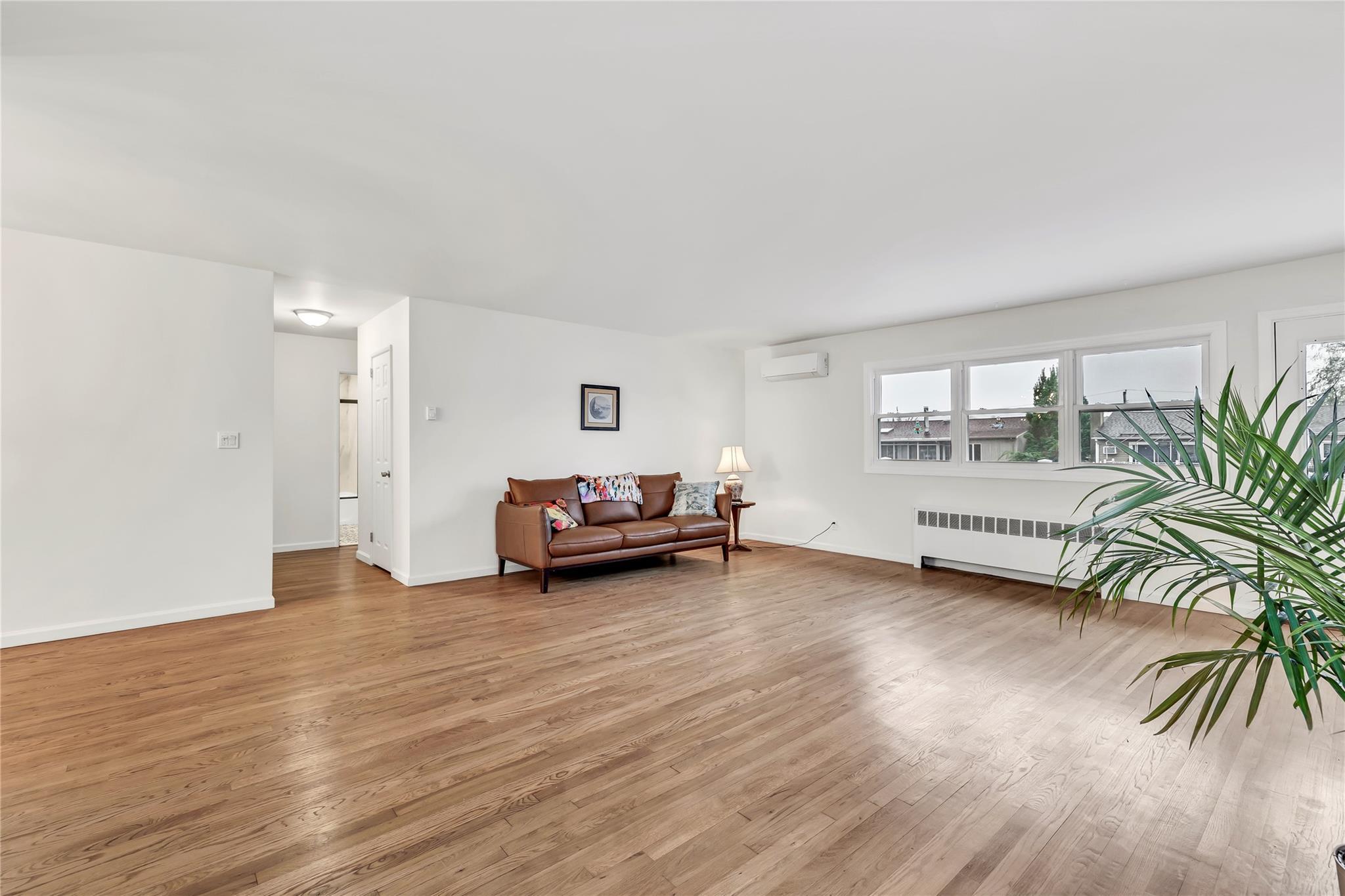 Single Family 2nd  Nassau County, NY 11520, MLS-847203-6