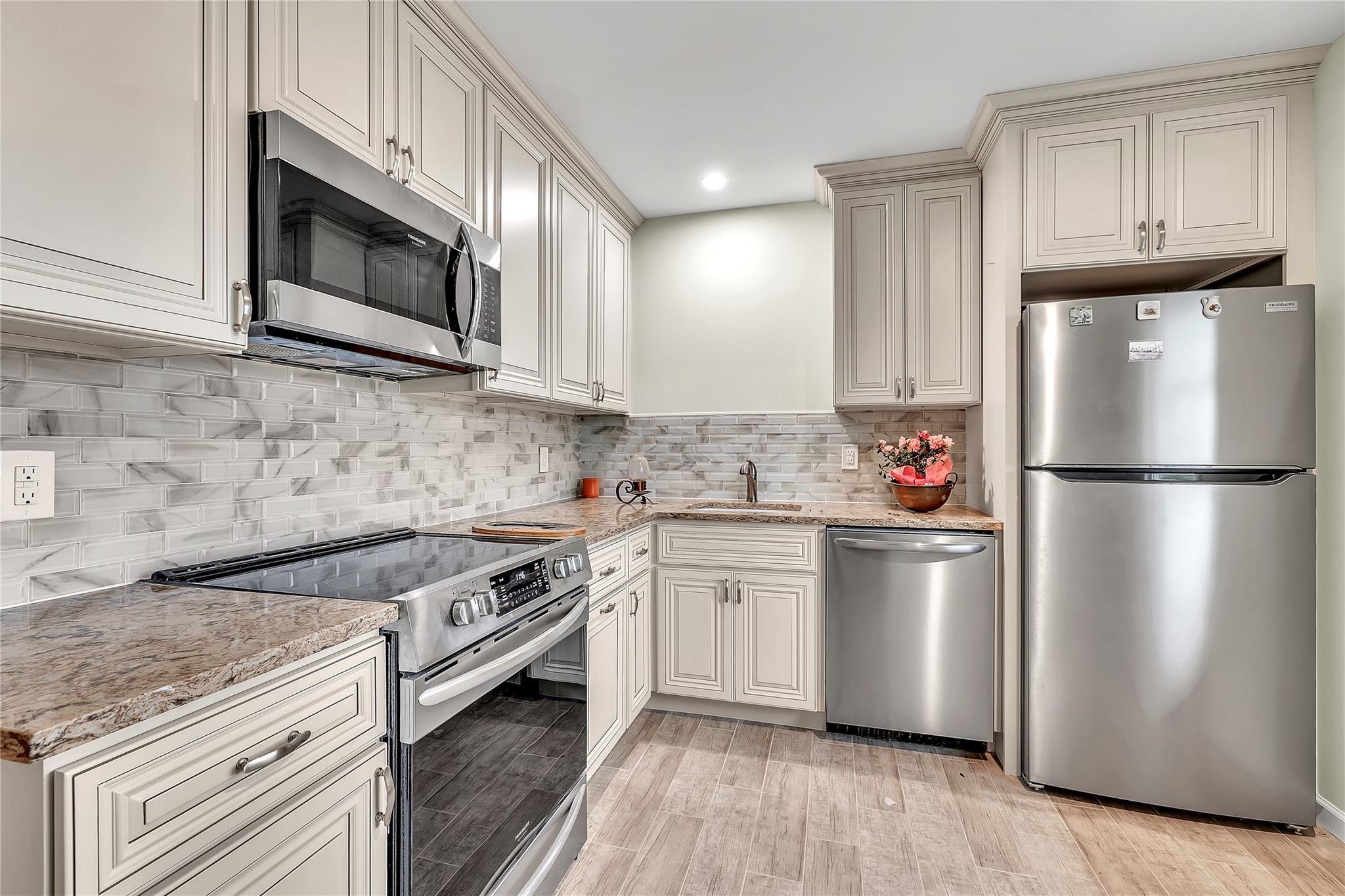 Single Family 2nd  Nassau County, NY 11520, MLS-847203-9