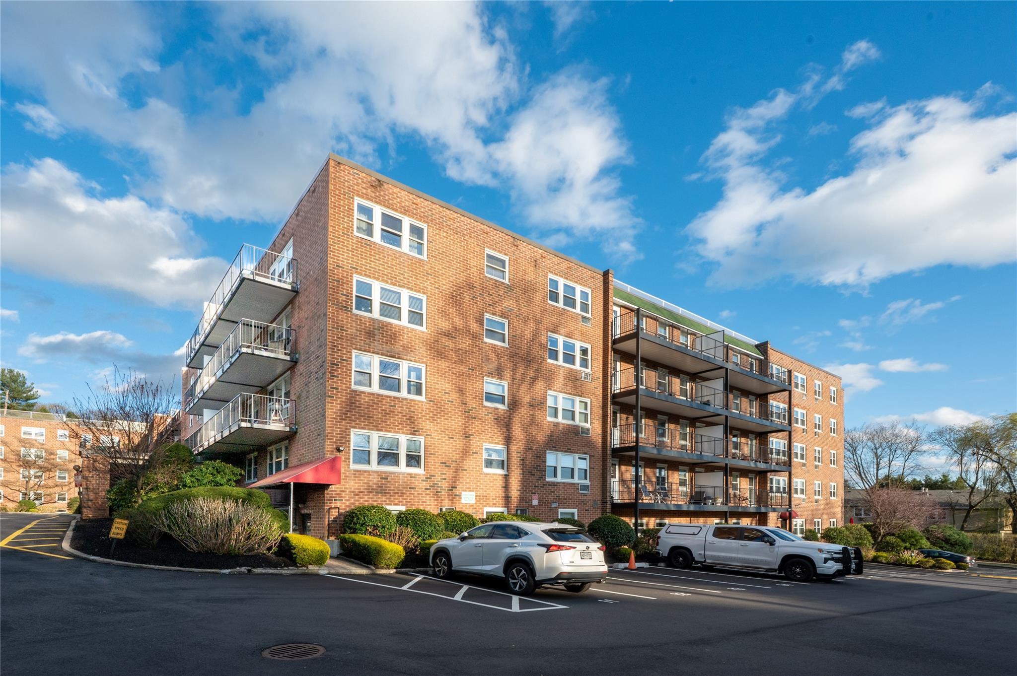 Coop Pearsall  Nassau County, NY 11542, MLS-847232-15